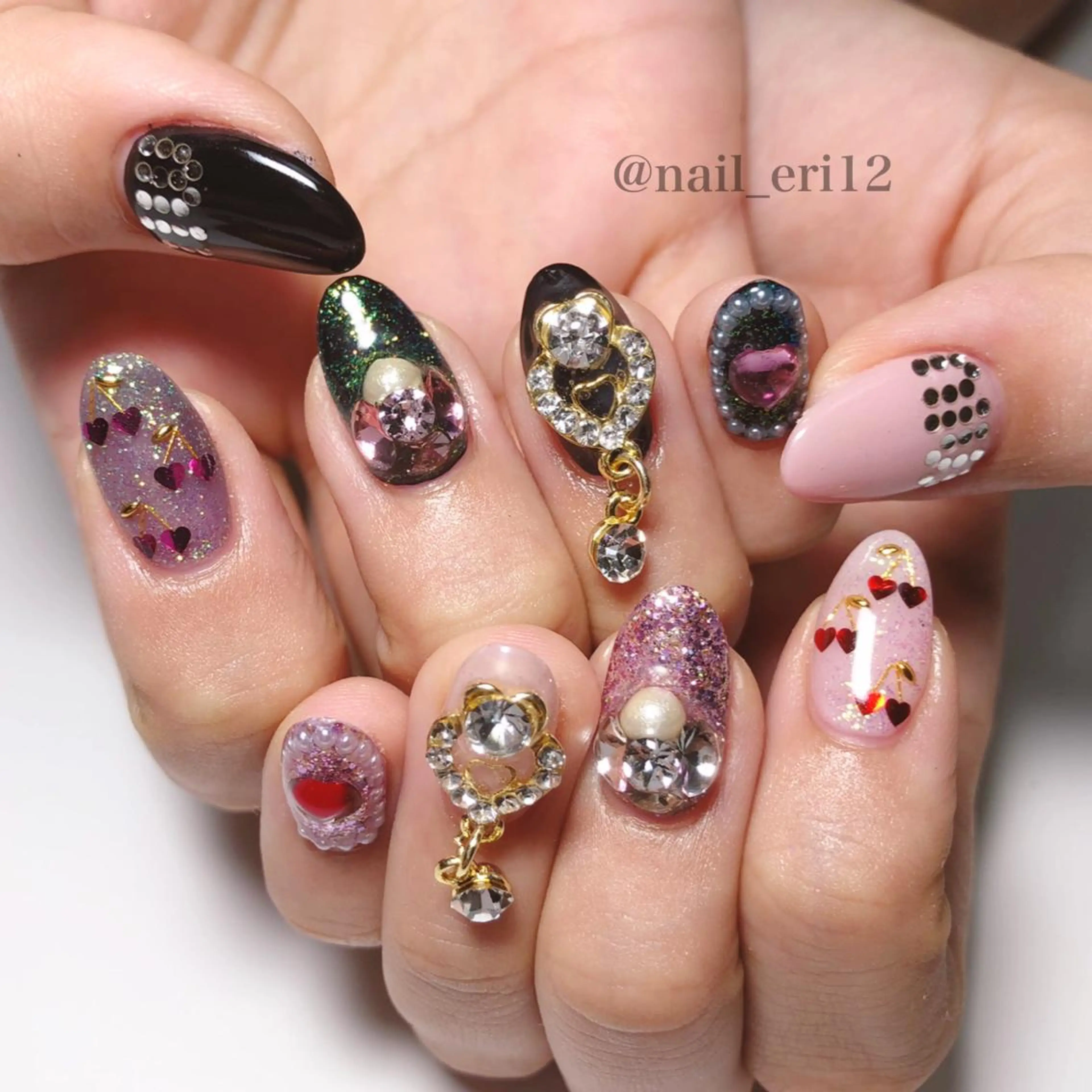 ミディアム ネイル 持ち込み nail salon &e eriのネイルデザイン