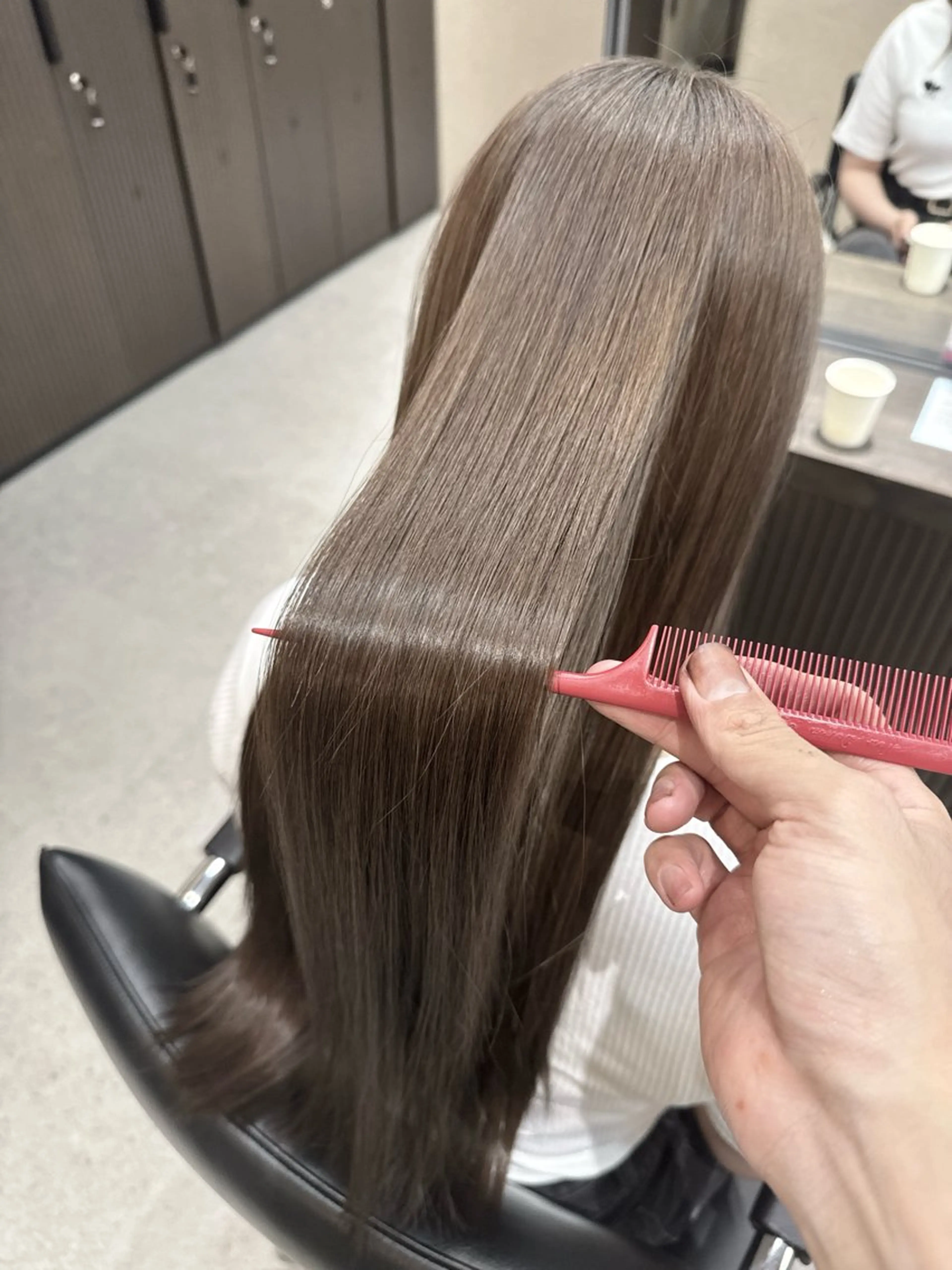 ロング カラー ブリーチ ダブルカラー グレージュ ブリーチなしカラー カット ヘアカラー トリートメント La fith hair arts 吉祥寺店所属・ブリーチなしカラー✨ 髪質改善✨ワタベユウのヘアスタイル