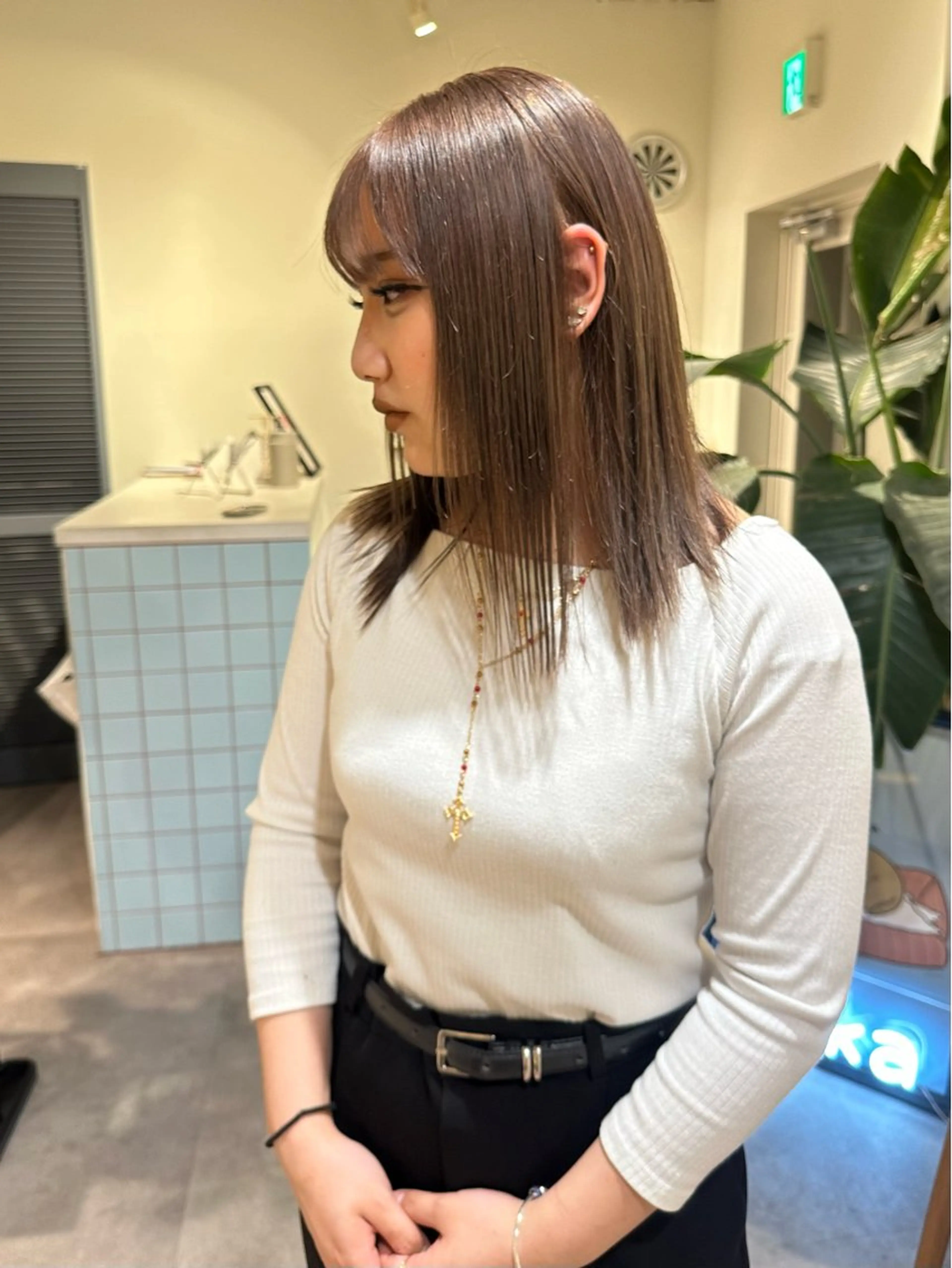 セミロング カラー ヘアカラー roka  harajuku所属・HANAME カットモデル募集のヘアスタイル