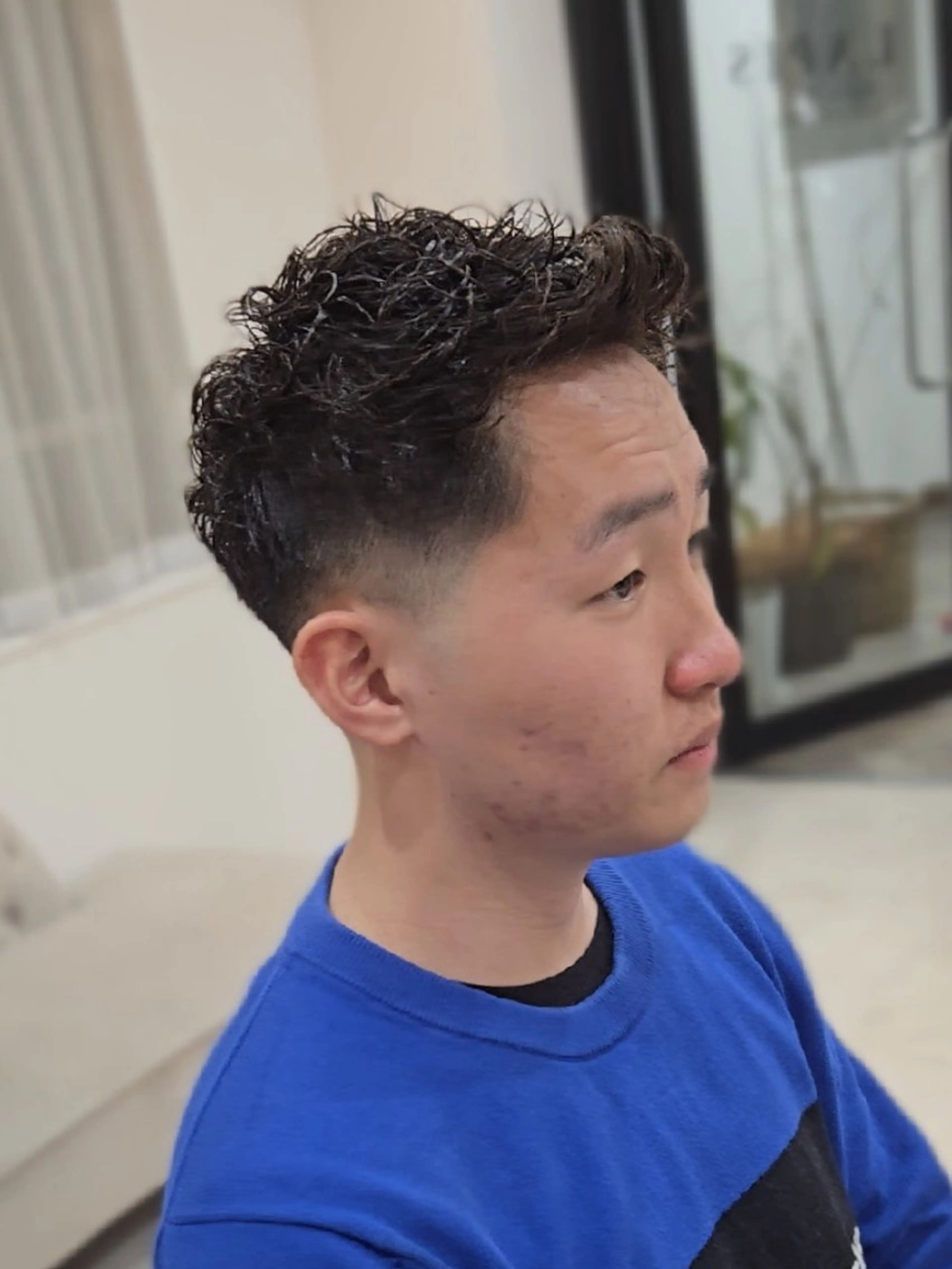 メンズ パーマ ショート フェードカット メンズパーマ カット パーマ ヘアセット Lapis 名古屋駅前店所属・LEN名古屋/パーマ メンズ特化美容師のヘアスタイル