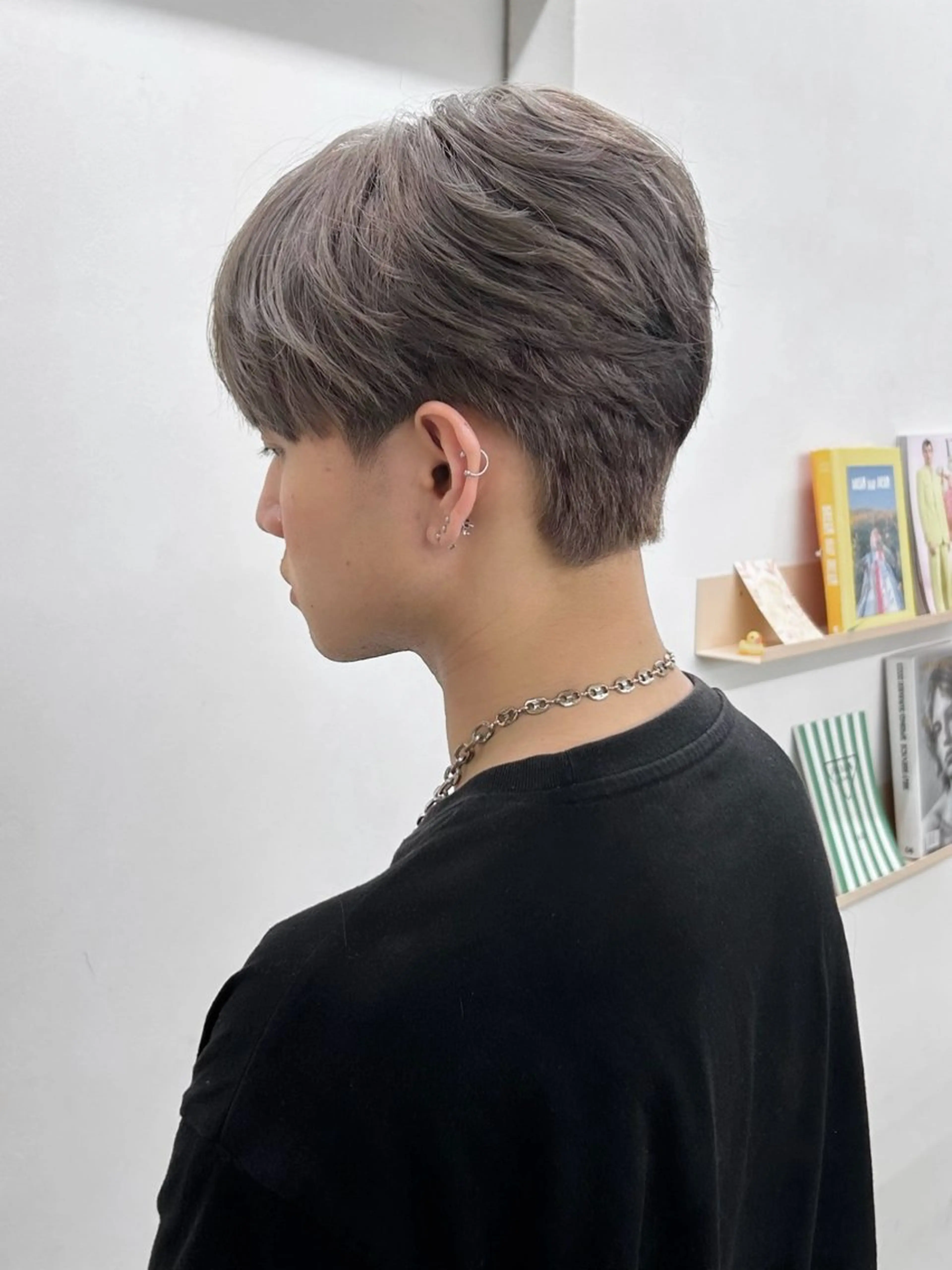 カラー ヘアアレンジ メンズ ヘアカラー トリートメント ヘアセット 🤍透明感カラー🤍 韓国ヘア🇰🇷のヘアスタイル