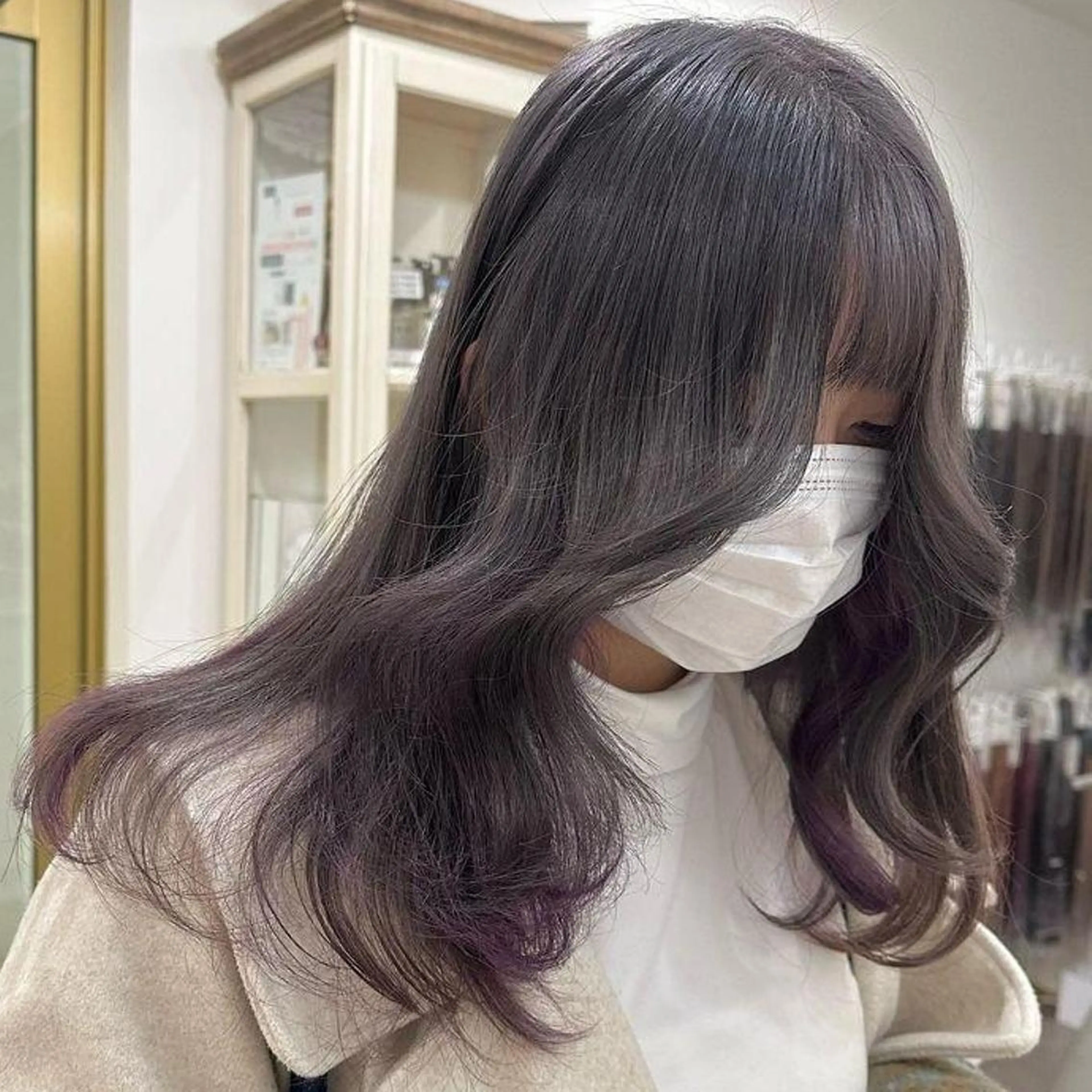 ミディアム カラー ブリーチ 透明感カラー グレージュ ラベンダーカラー ラベンダーグレージュ ORIKA 美容室のヘアスタイル