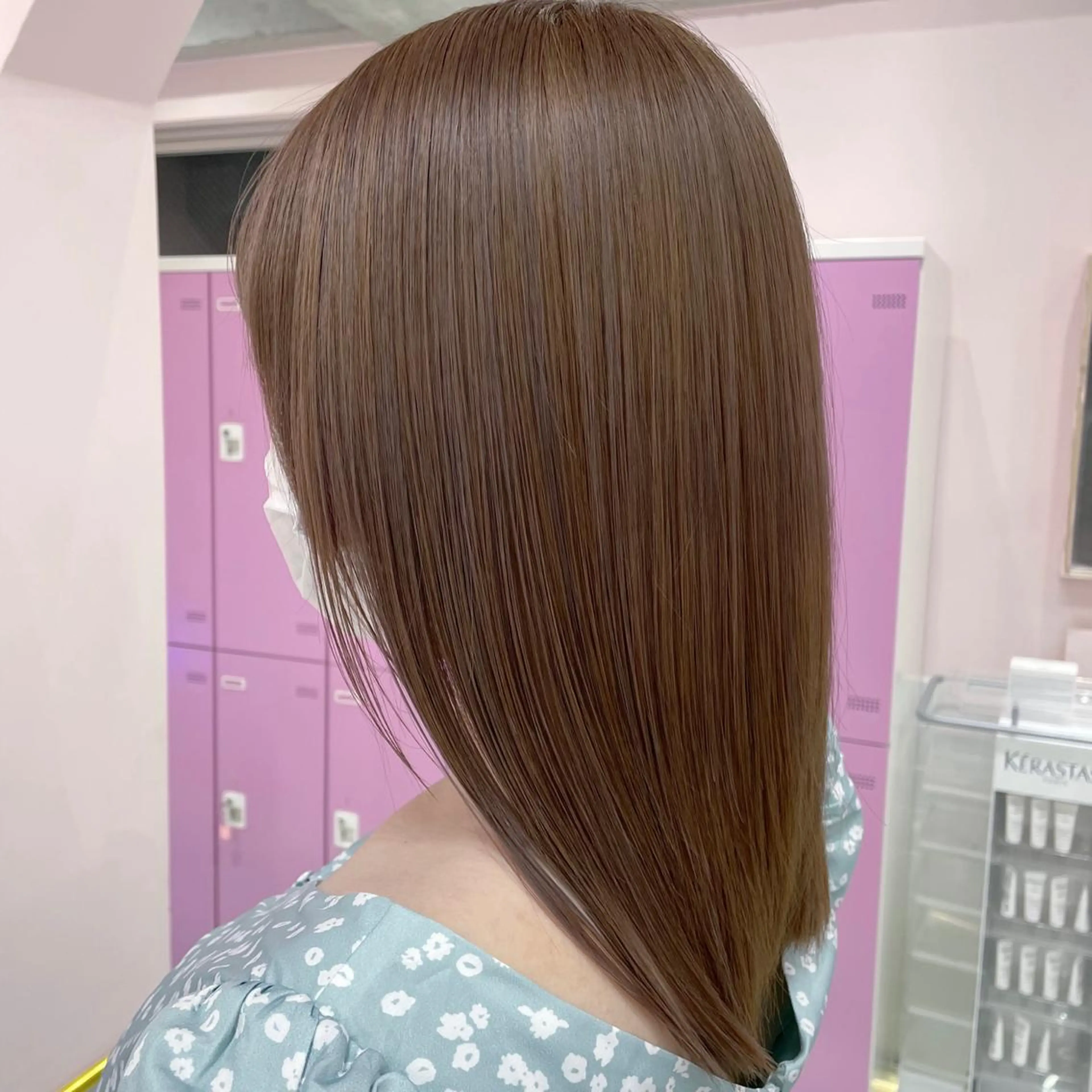 カラー 艶髪 🦋CON🦋のヘアスタイル