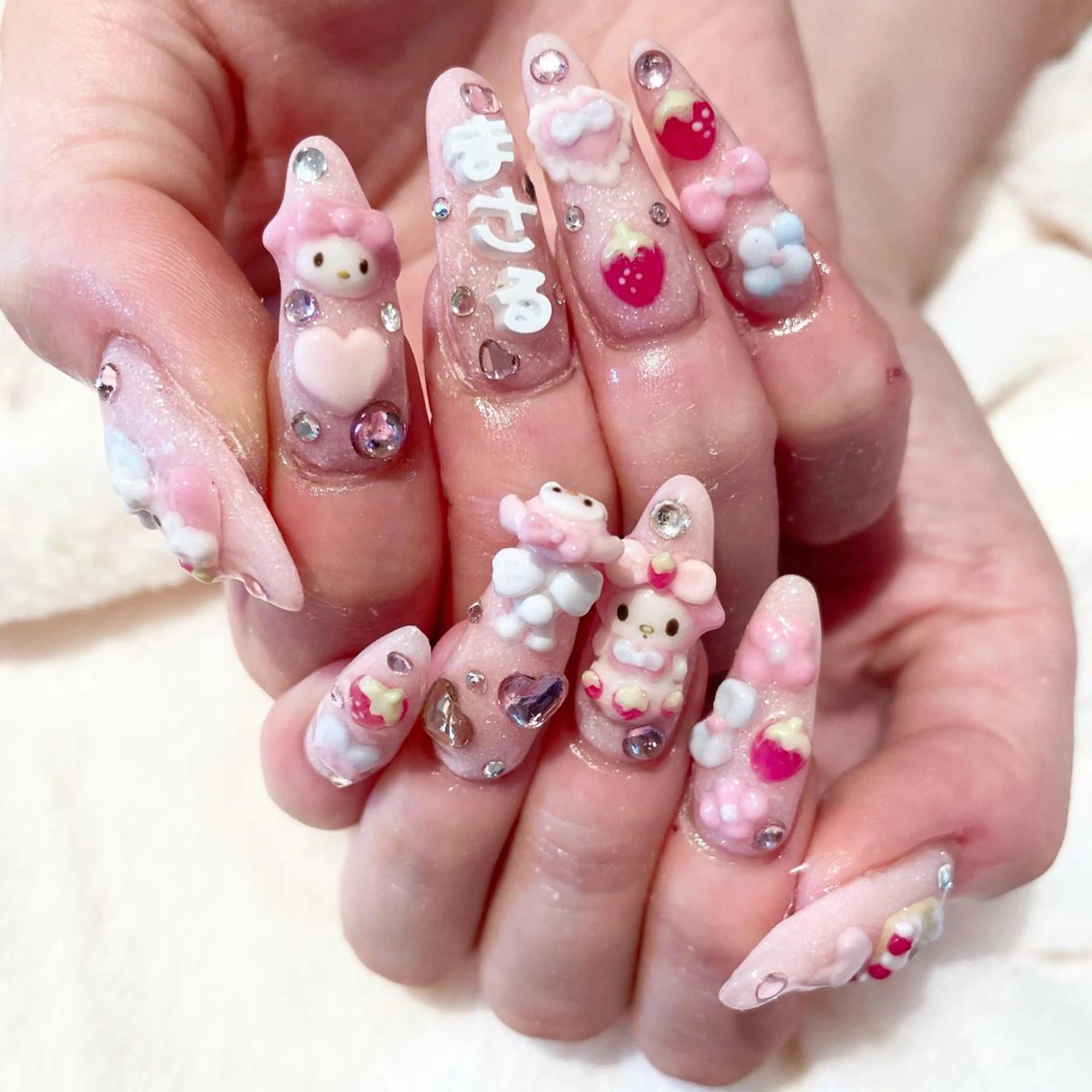 ネイル ドライヘッドスパ 名古屋駅徒歩5分のエステ・リラクイメージ