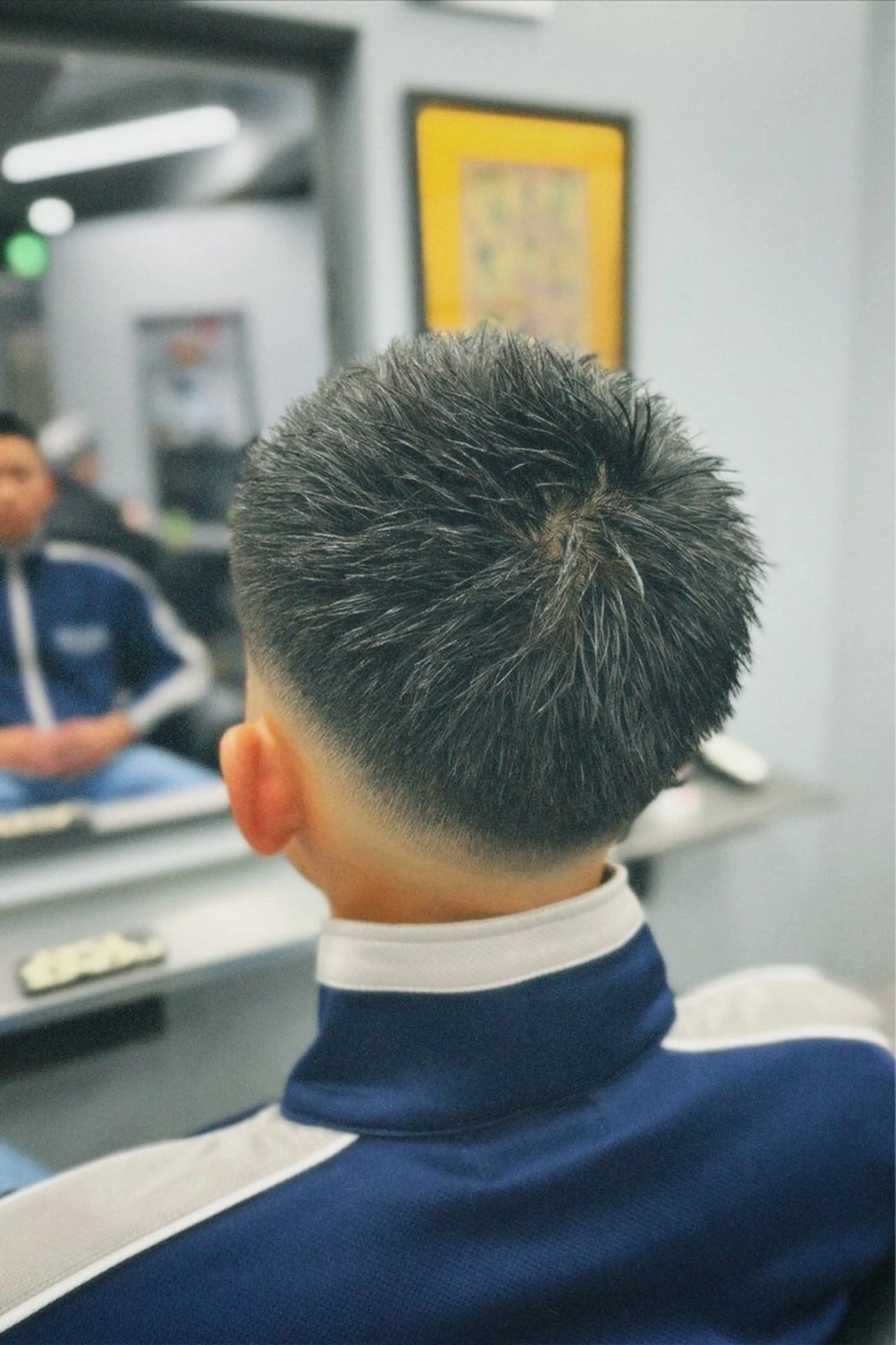 ショート メンズ センターパート フェードカット マッシュ メンズパーマ メンズツイストパーマ icon Blue所属・池袋メンズパーマ フェード純平のヘアスタイル