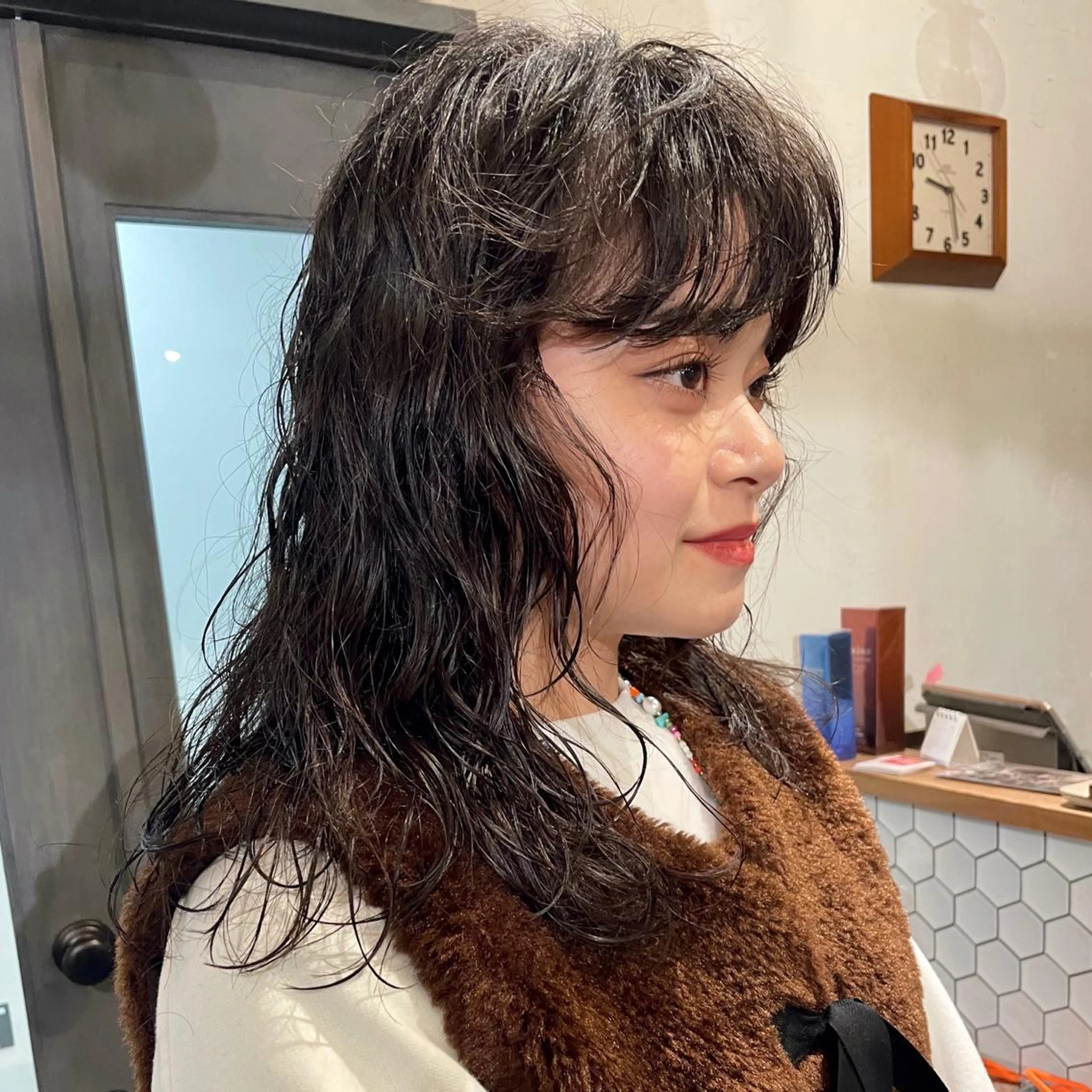 セミロング パーマ 市川 蘭のヘアスタイル