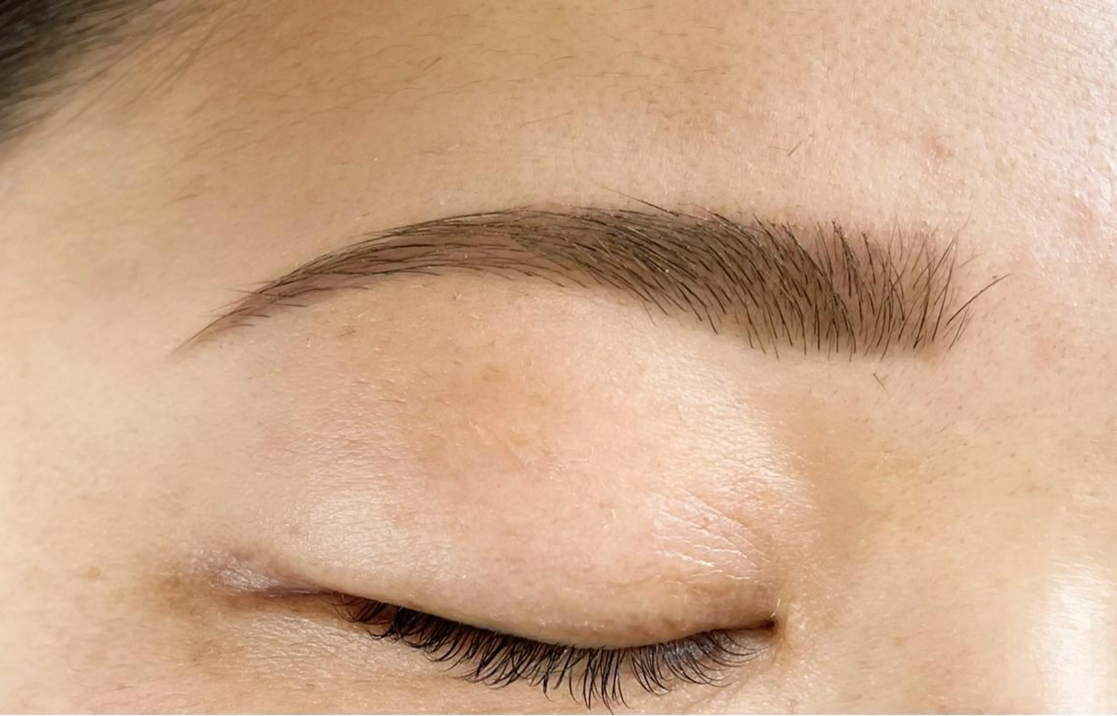 アイブロウ ワックス脱毛 Plume micoのマツエク・マツパデザイン