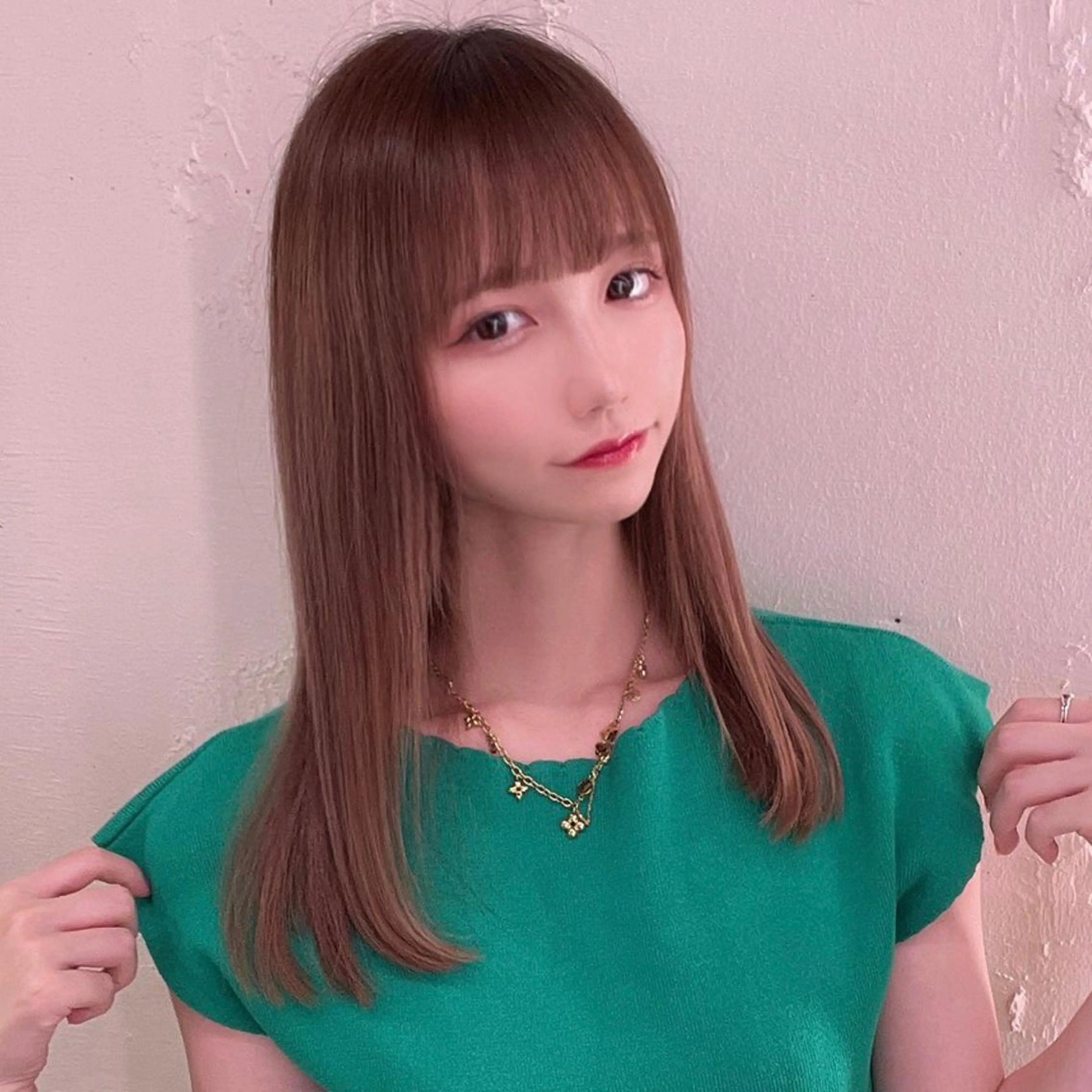 ミディアム pizzicato pacto所属・ボルドーカラー/ワイ ンレッド/長山遼太郎のヘアスタイル