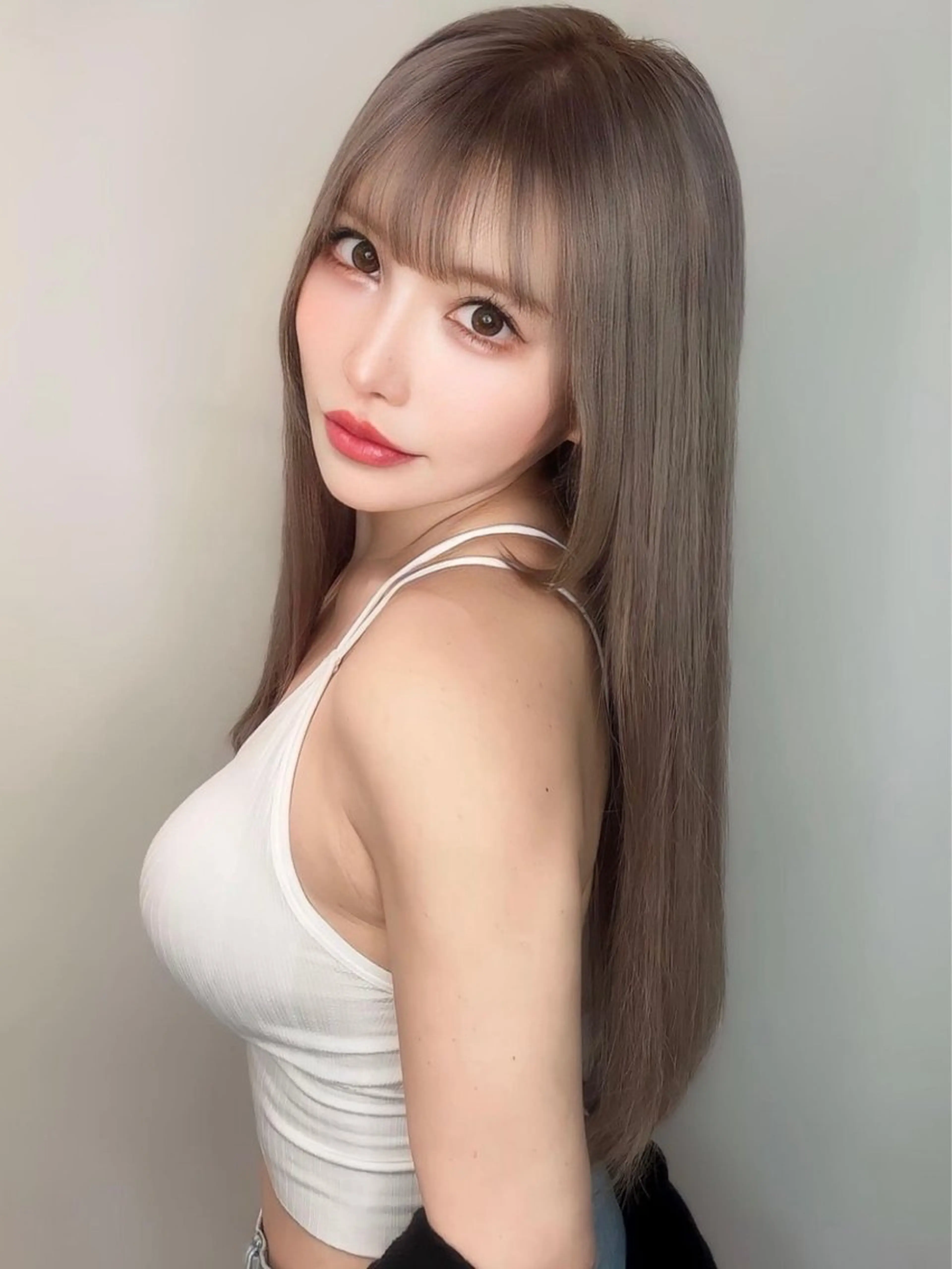 ロング シールエクステ エクステ エクステ ヘアサロンelyts 表参道店のヘアスタイル