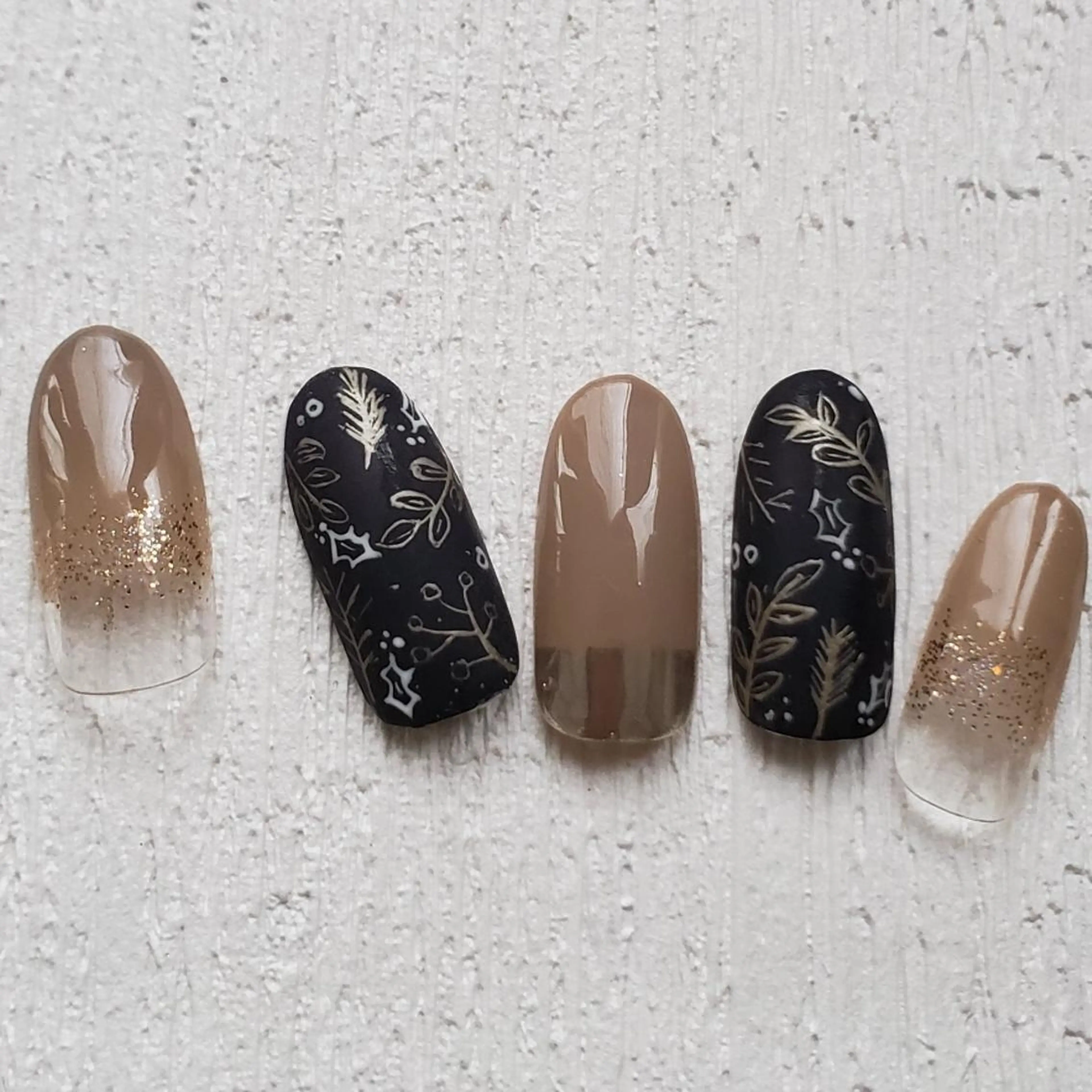 ネイル 冬ネイル クリスマス ネイル&フットケアサロンアイアムアイ所属・ネイリスト モリシタのネイルデザイン