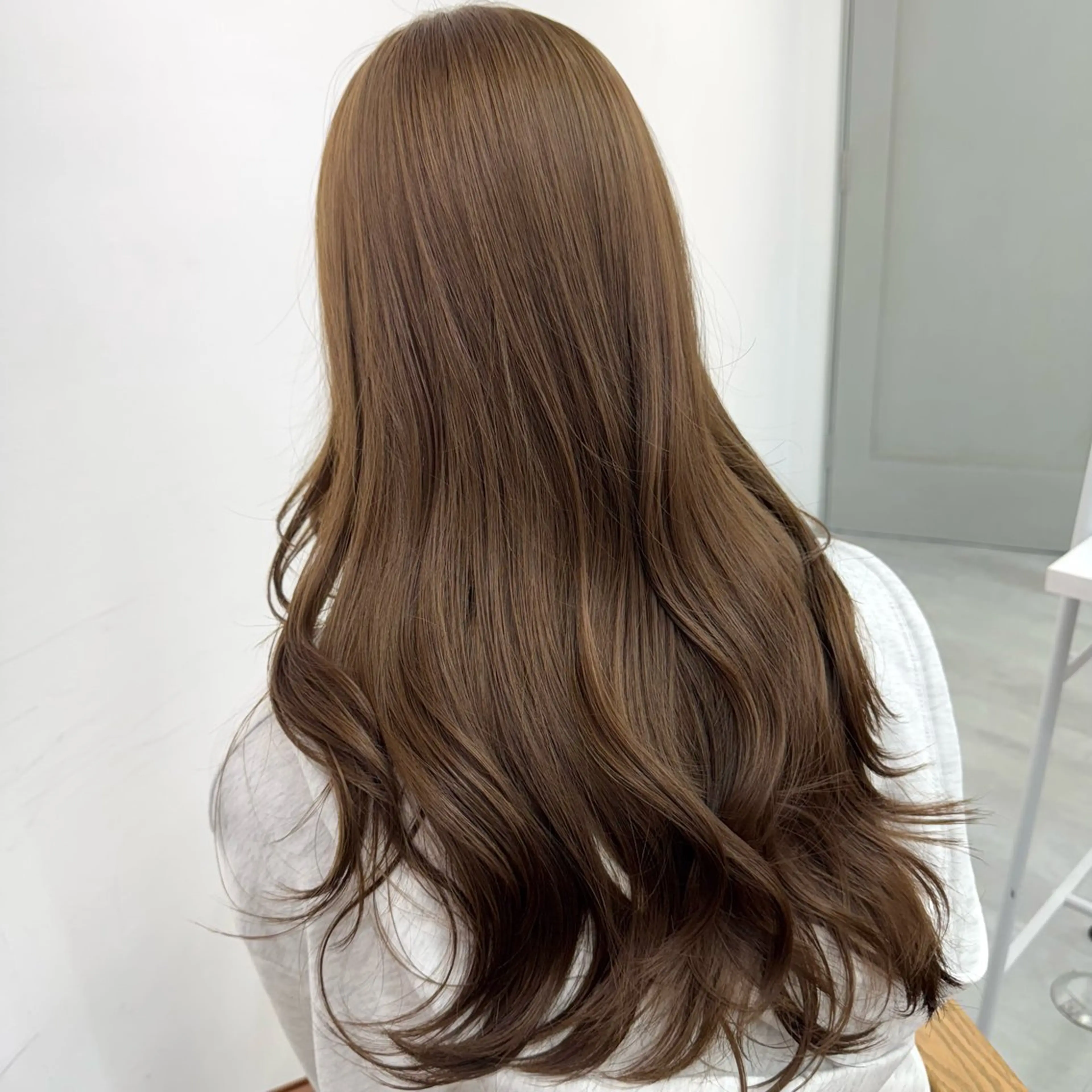 ロング カラー ヘアアレンジ ブリーチなしカラー /ベージュ/安形翔のヘアスタイル