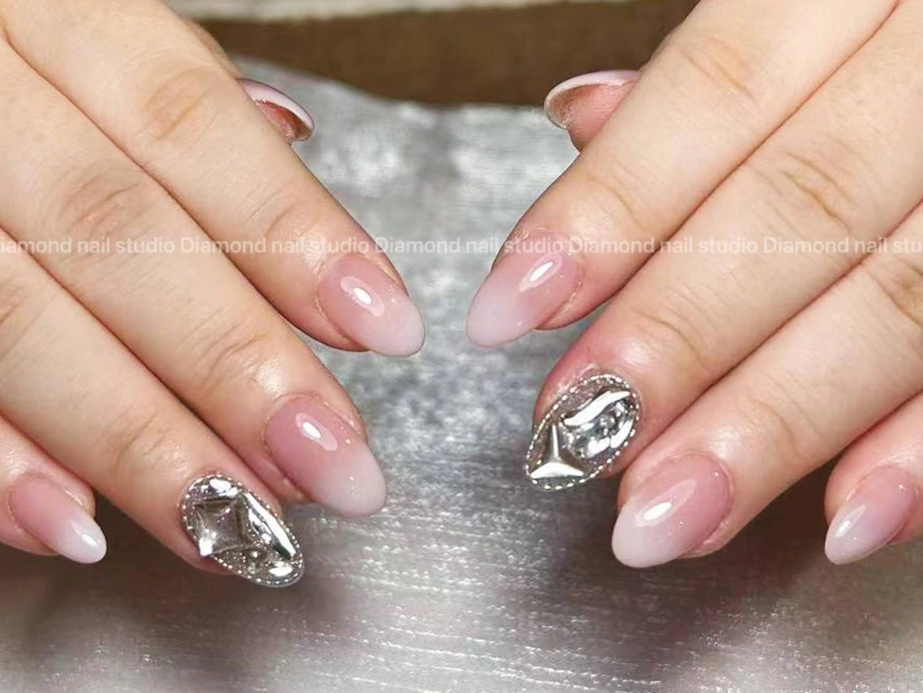 ネイル ハンドネイル MAKI ✨のネイルデザイン