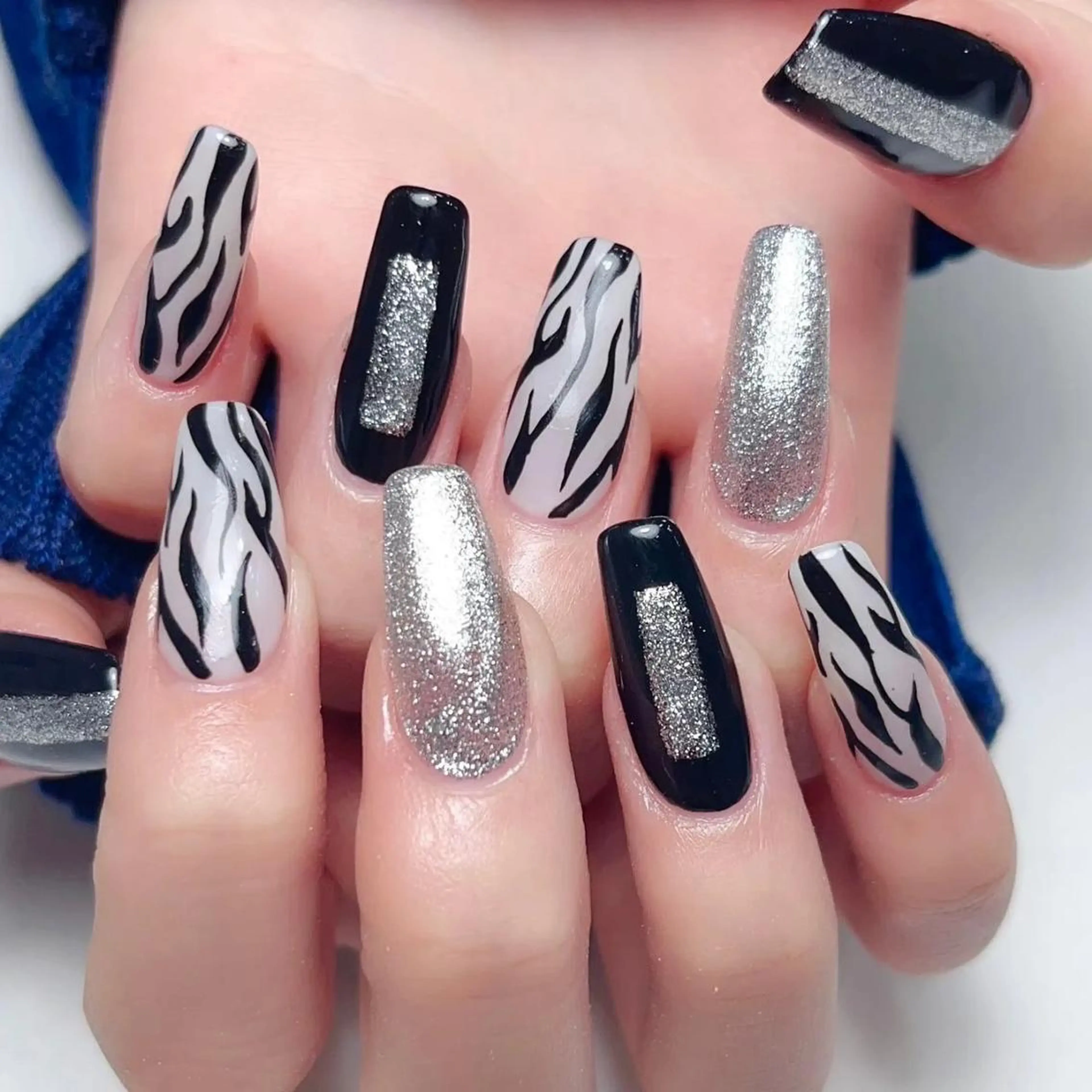 ネイル Elegantbea uty長さ出し専門のネイルデザイン