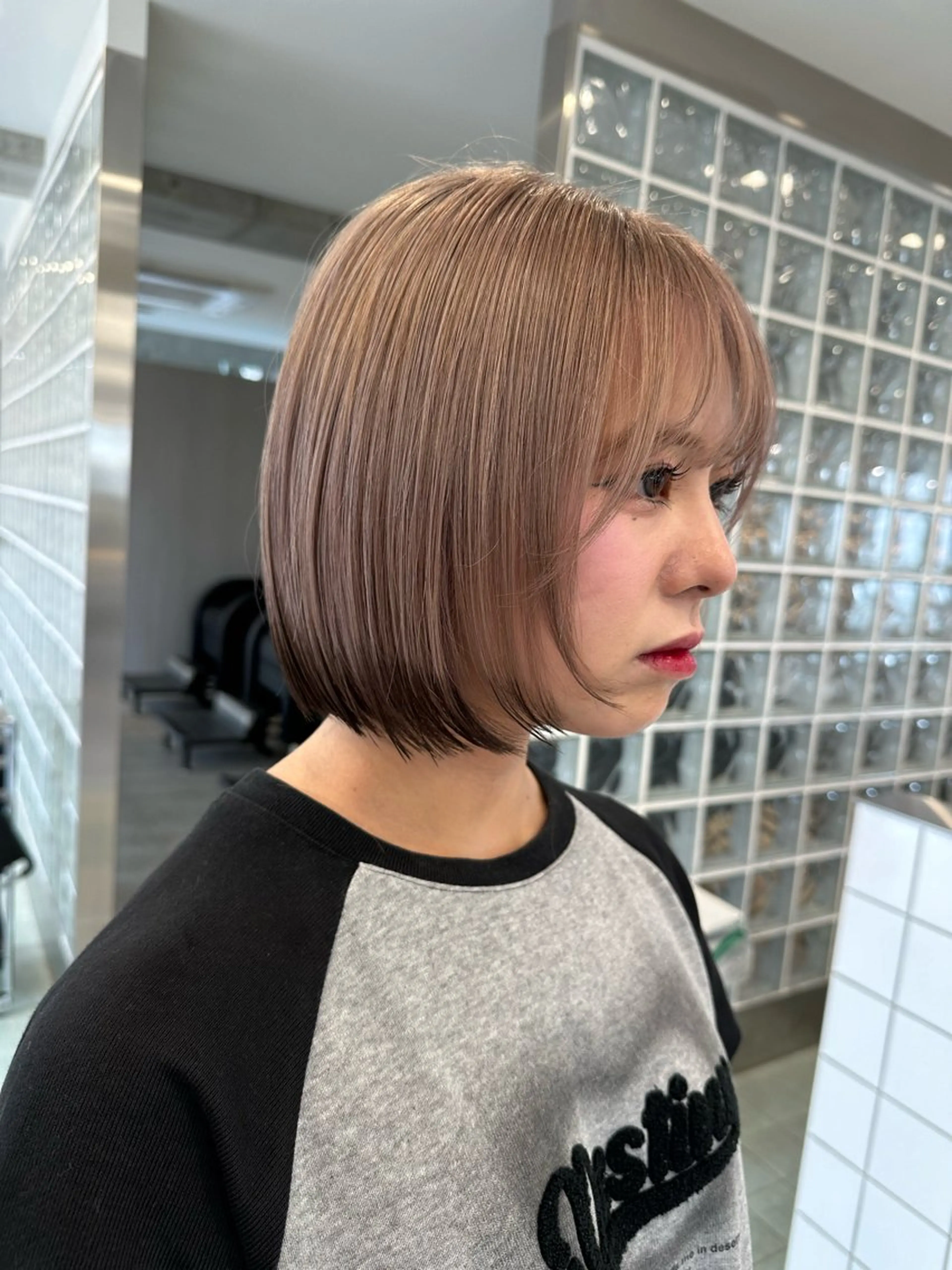 ショート ミルクティーベージュ /ボブ/あげは🎀のヘアスタイル