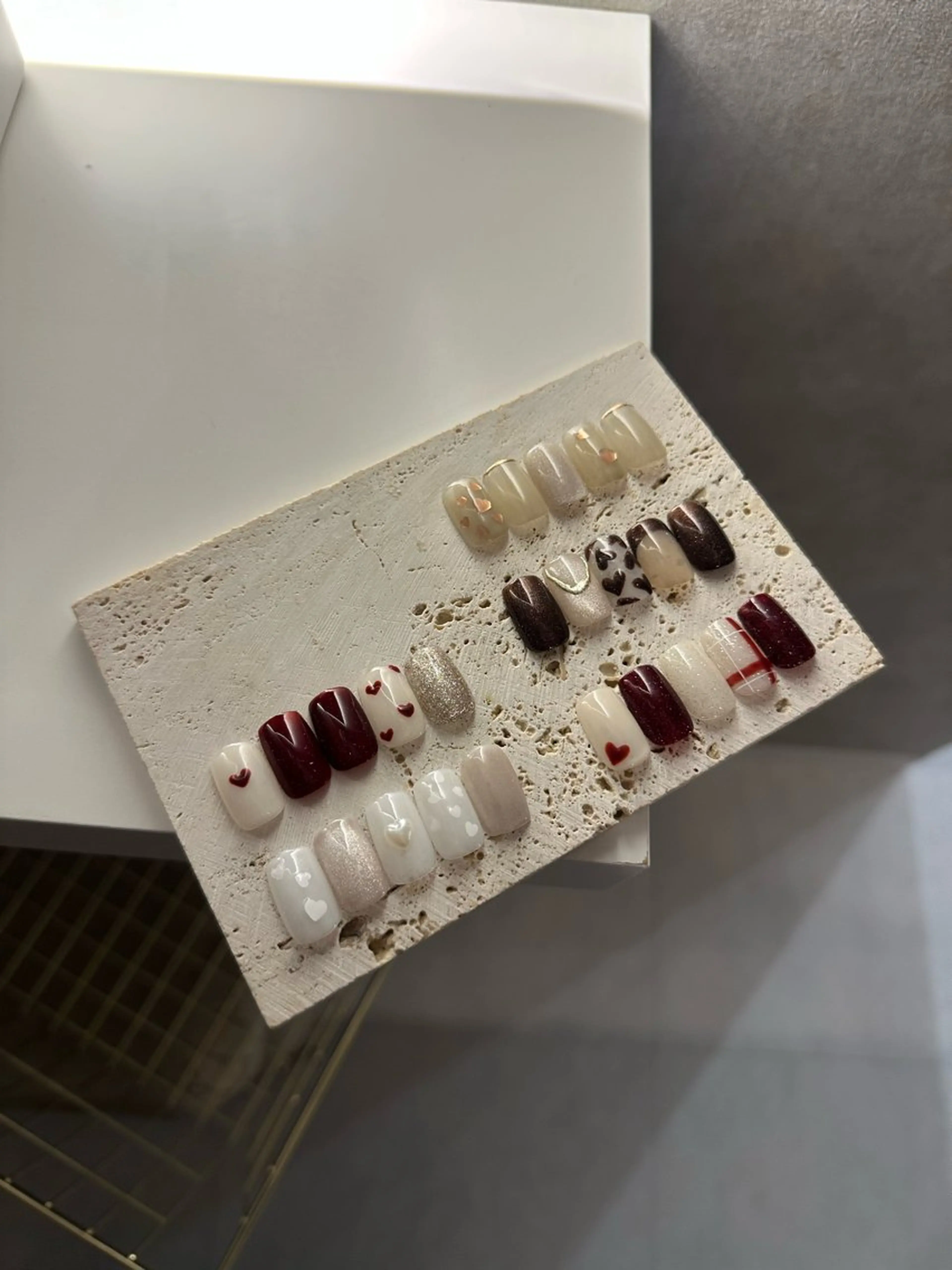 ネイル バレンタイン atelier design Amiのネイルデザイン