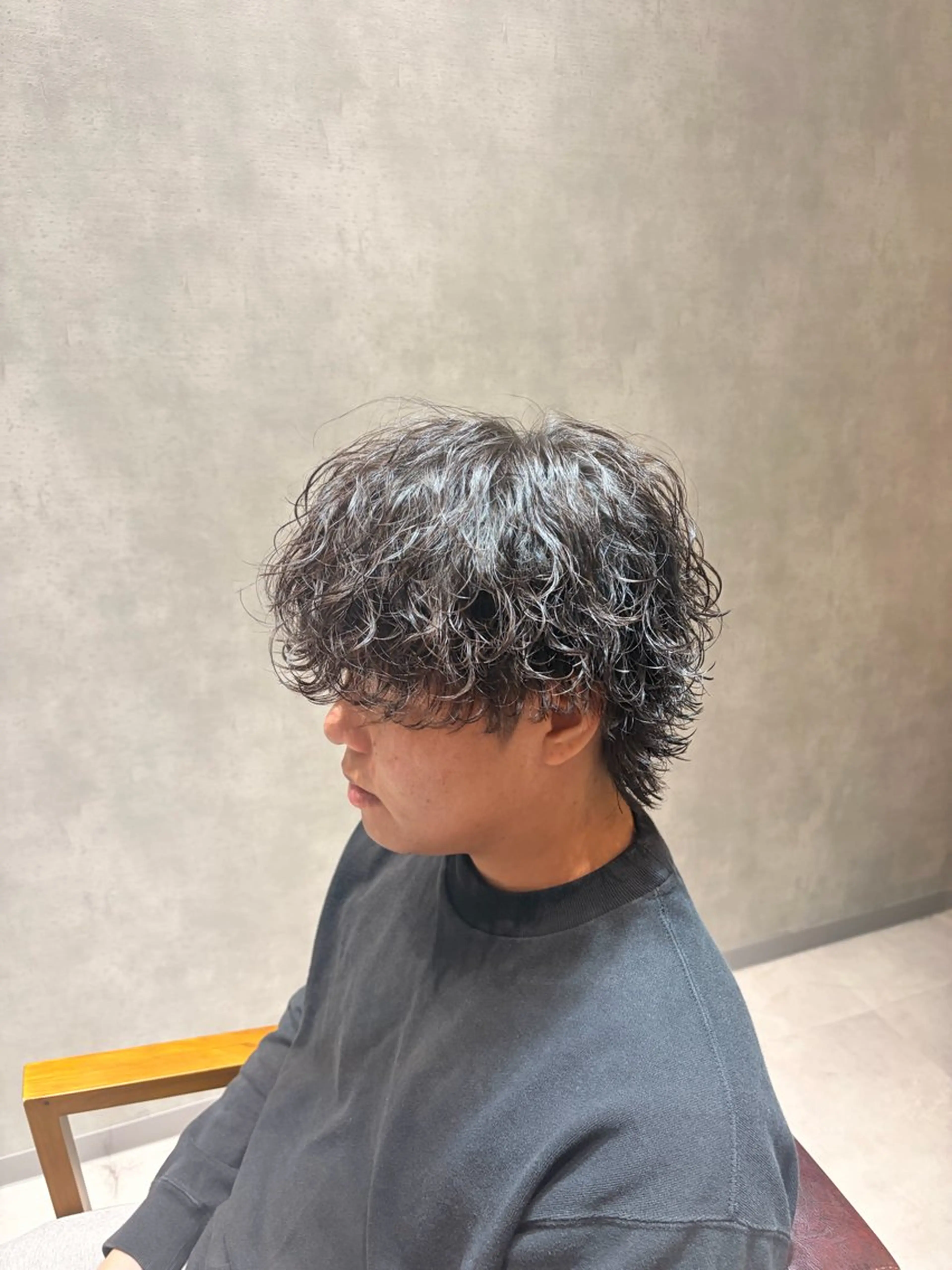 カット+波巻きパーマの写真