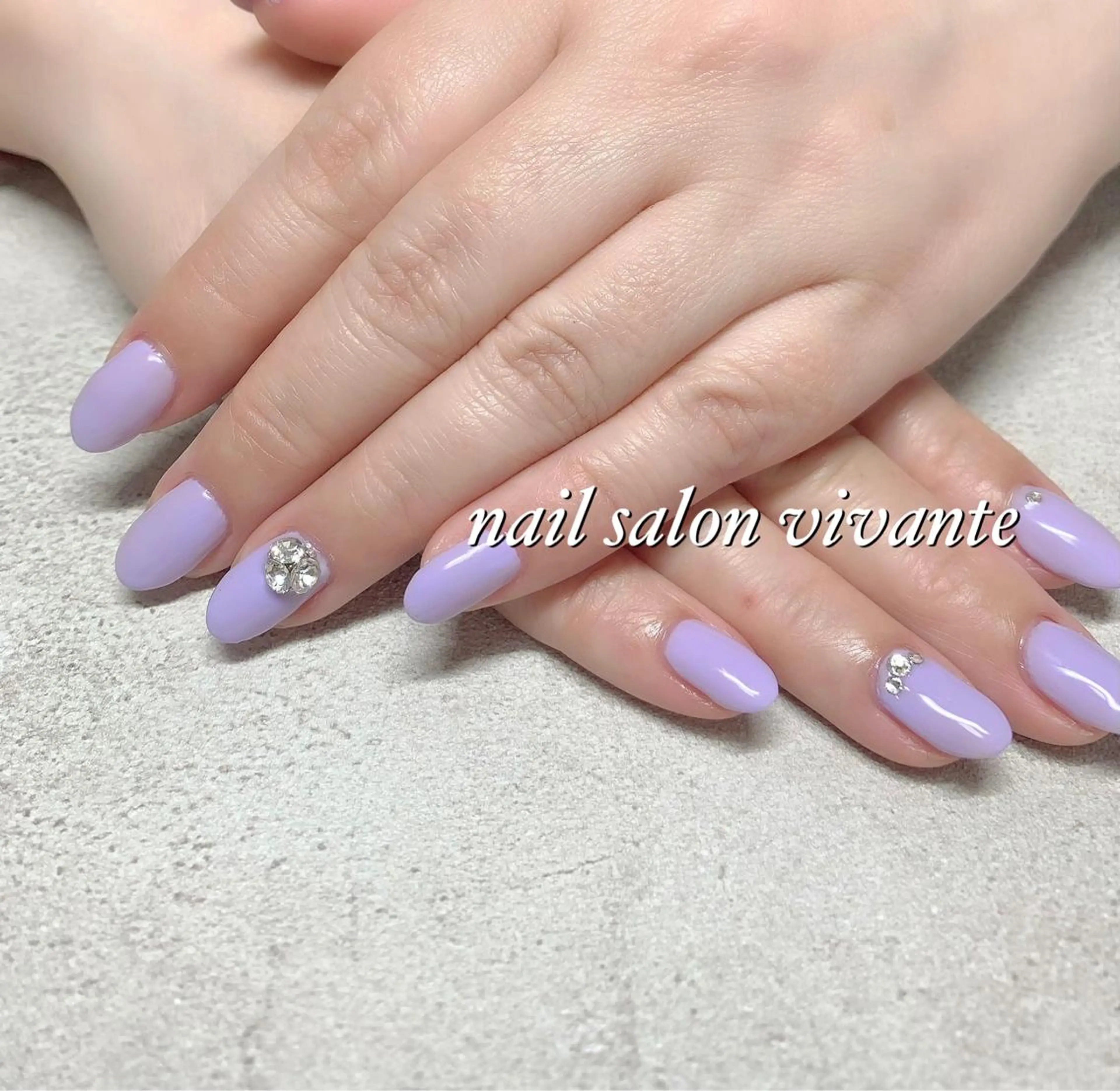ネイル キラキラネイル ストーンネイル nail salon vivante所属・nail salon vivanteのネイルデザイン