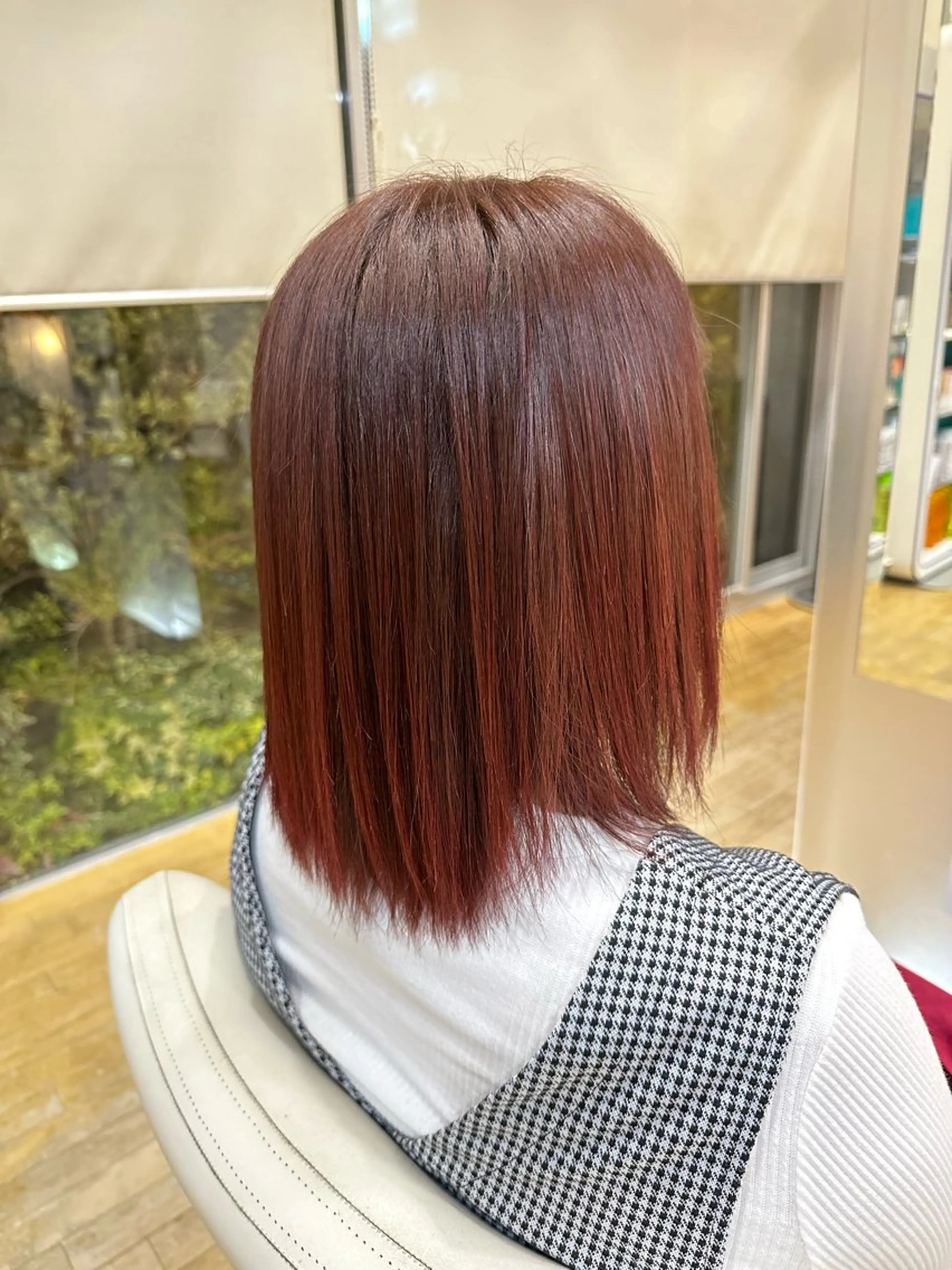 カラー ブリーチ ブリーチなしカラー ヘアカラー トリートメント 山本 瑠華のヘアスタイル