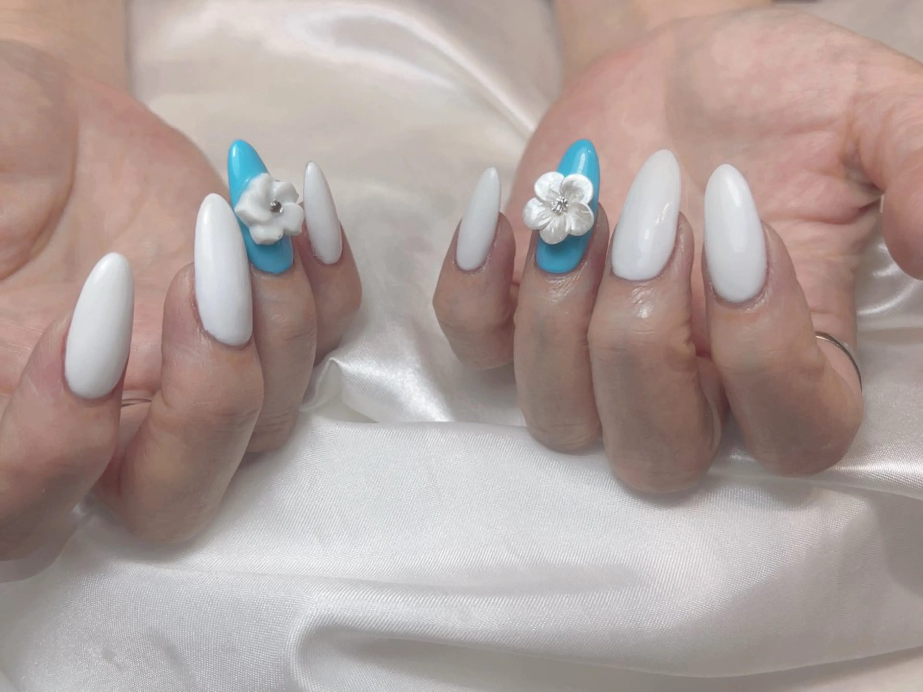 ネイル 夏ネイル ハンドネイル salon de Tiara 碧のネイルデザイン