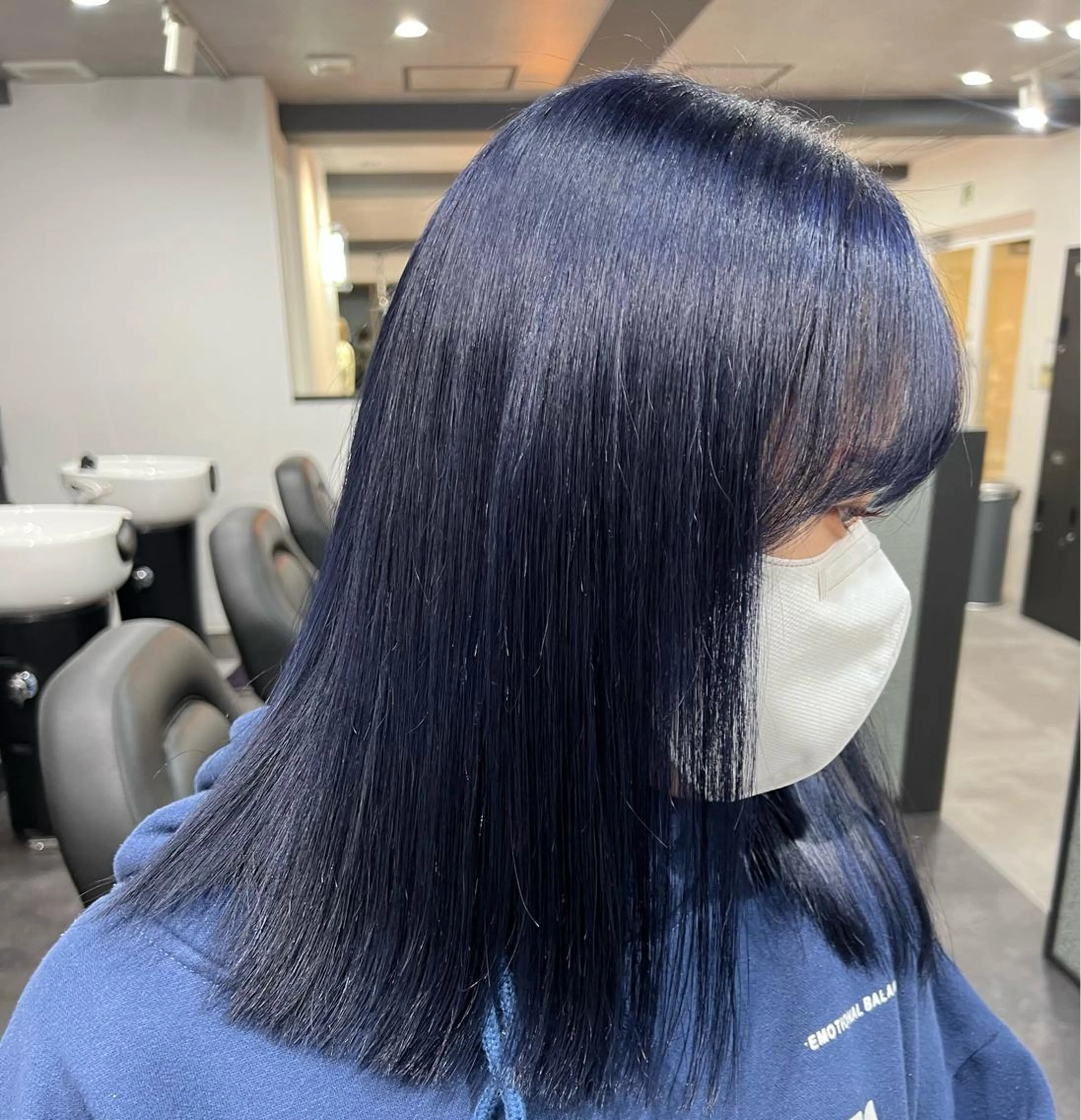 カラー ミディアム 本田 愛実 (ホンダアミ)のヘアスタイル