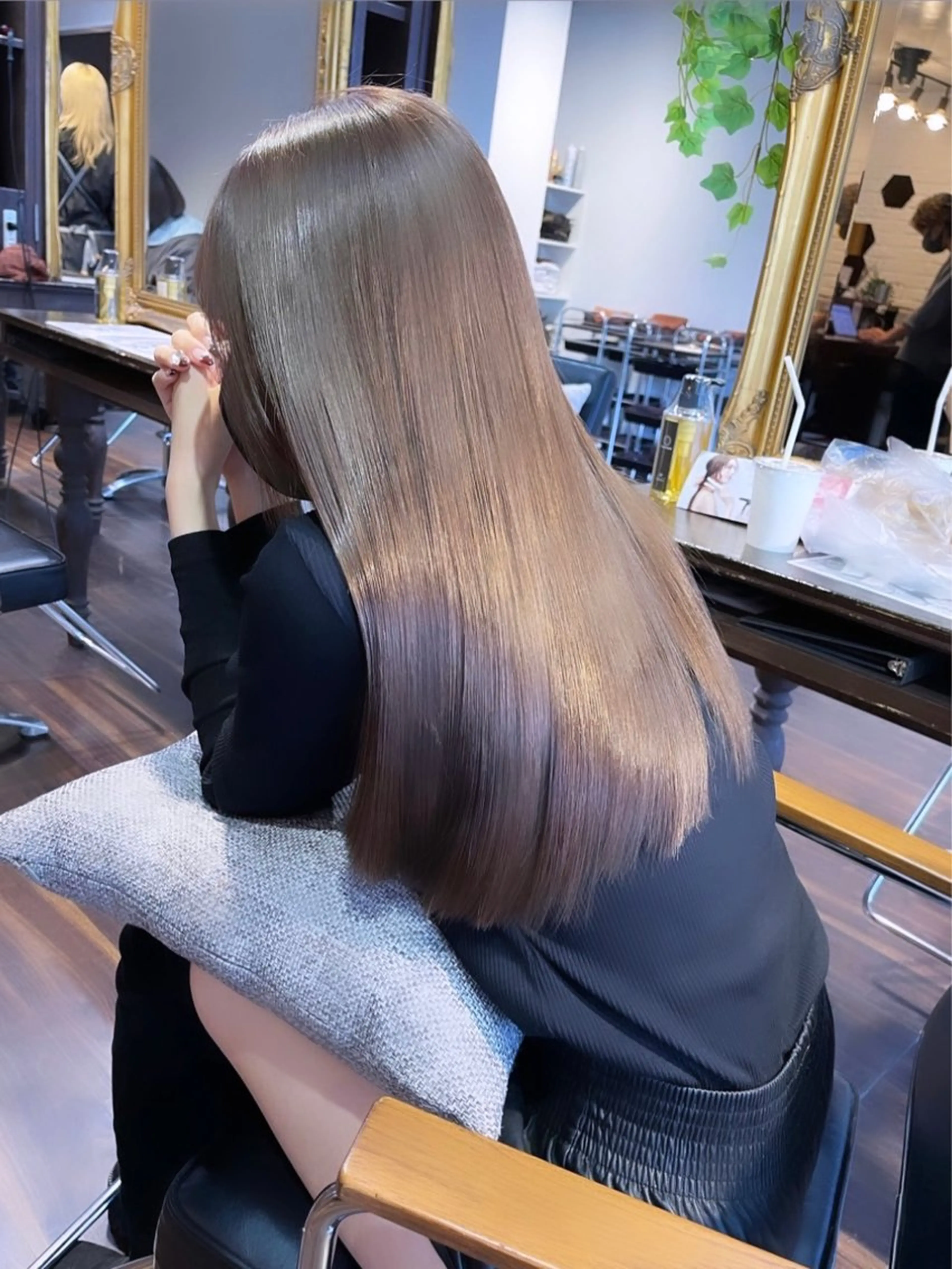 セミロング カラー ヘアアレンジ カット ヘアカラー トリートメント 心斎橋ダブルカラー ボブ/レイヤーのヘアスタイル