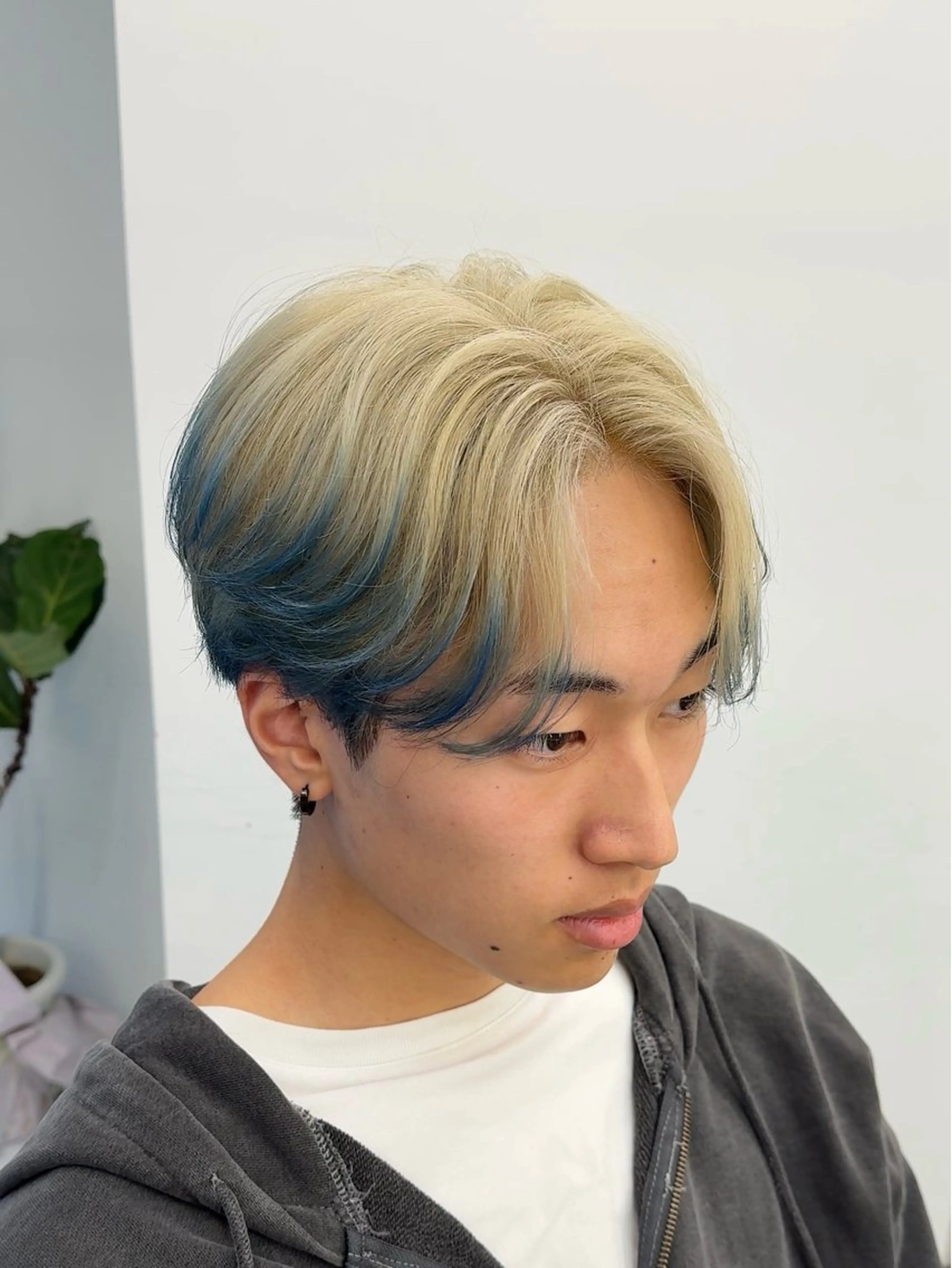 カラー メンズ ブロンド ブルーカラー メンズカット ‪‪/メッシュのヘアスタイル