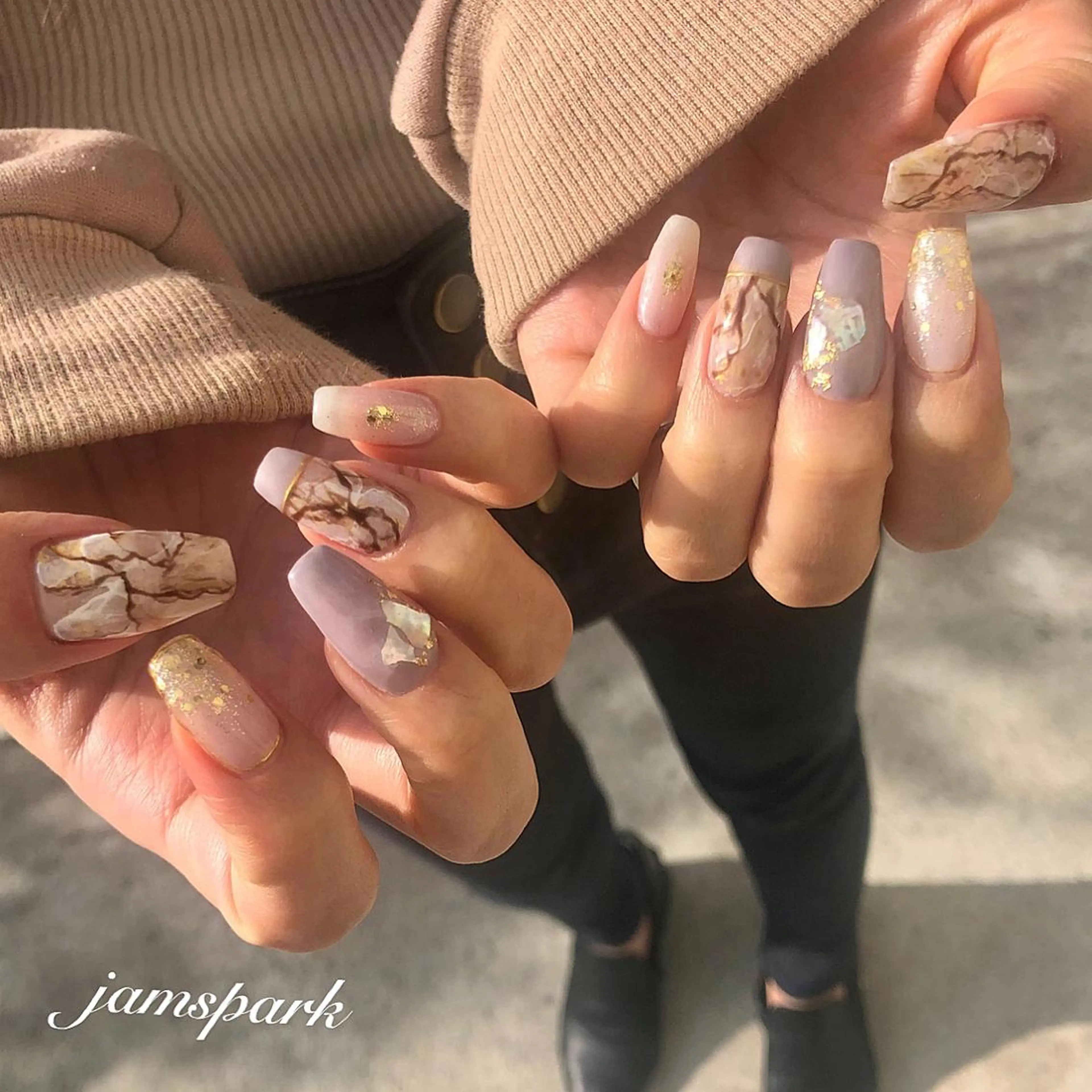 ネイル フレンチネイル ジェルネイル 大理石ネイル(マーブル) ニュアンスネイル パープル ハンドネイル jamspark ✨のネイルデザイン