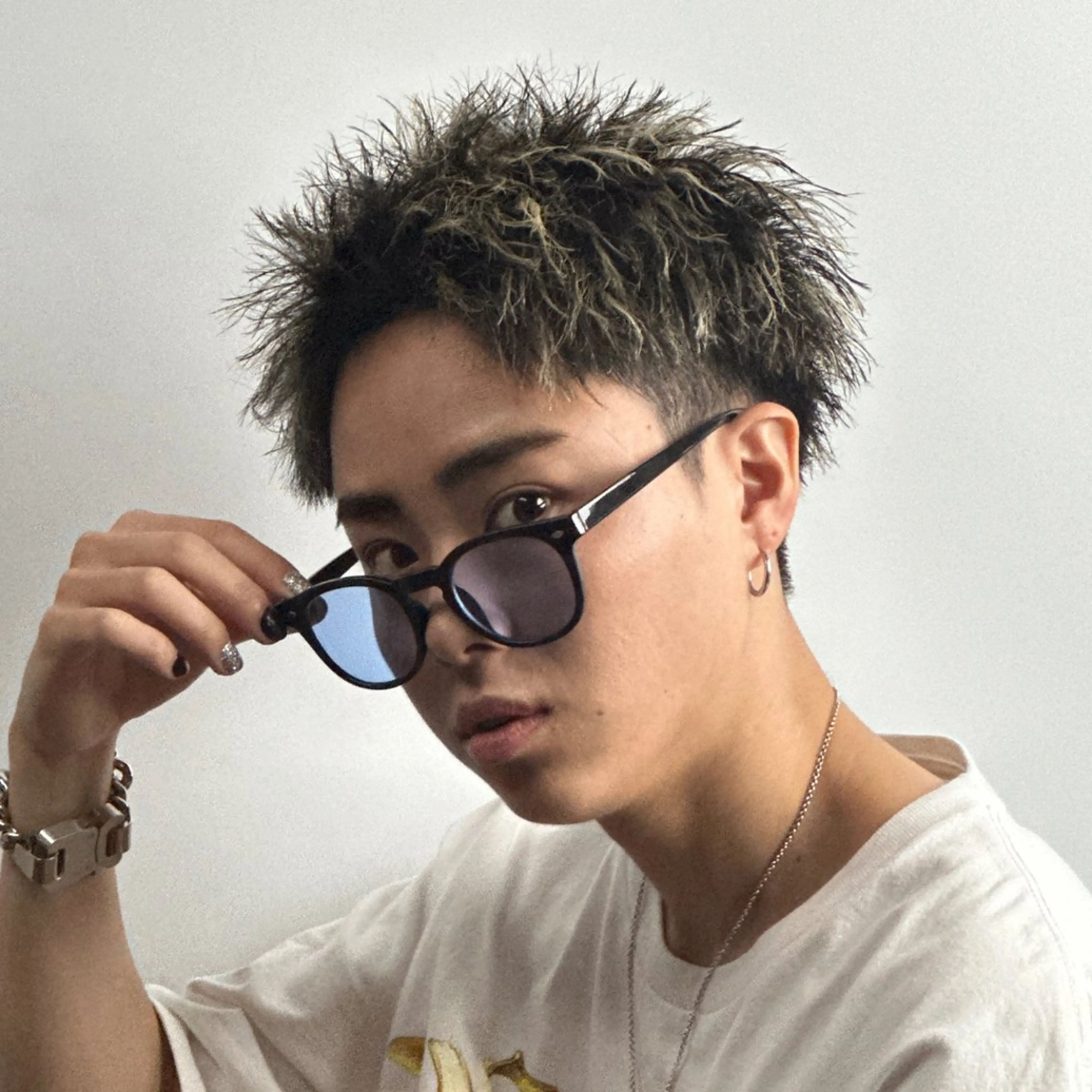 カラー メンズ アップバング メンズメッシュ メッシュ カット ヘアカラー メンズサロン REGNO（レグノ）のヘアスタイル