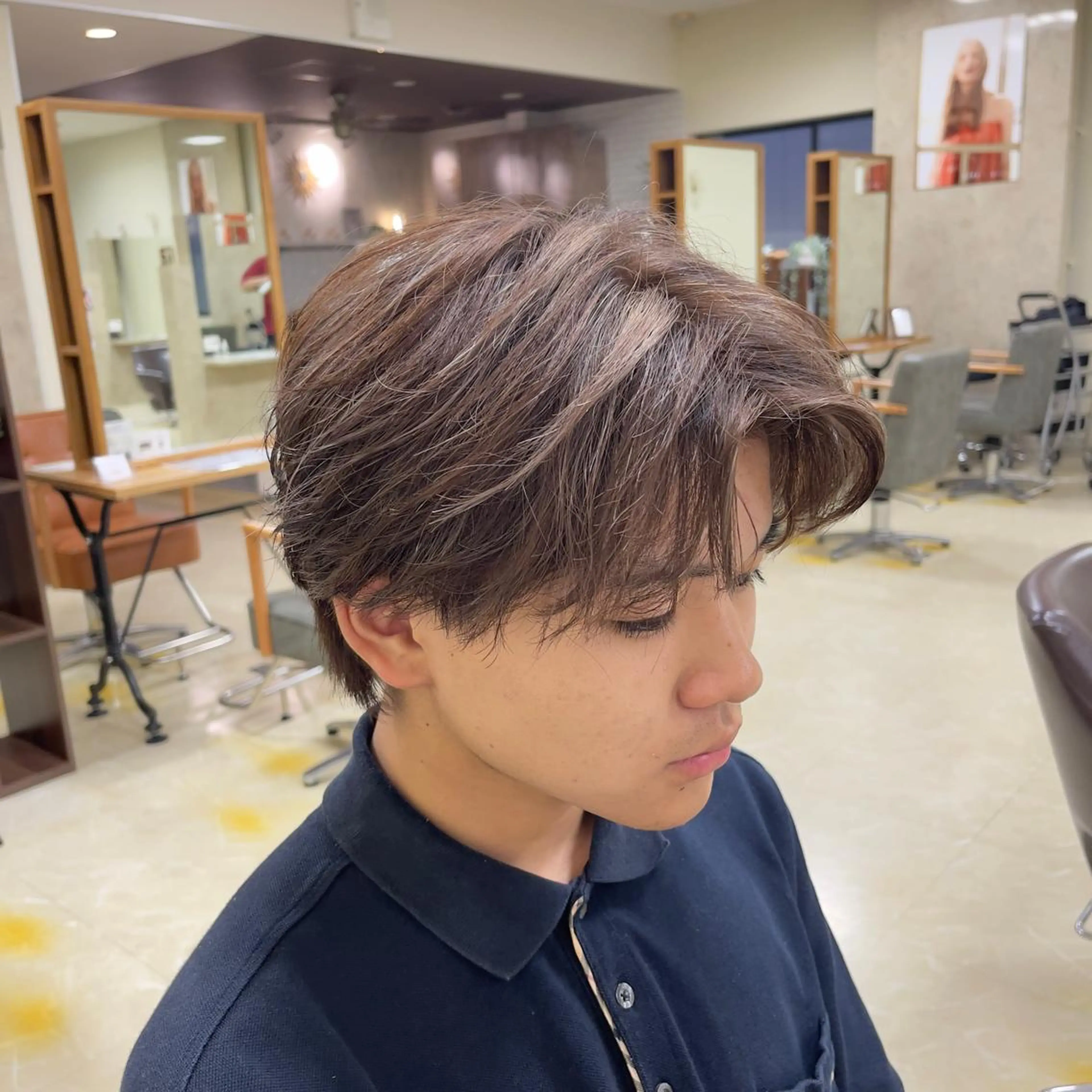 カラー メンズ メンズハイライト メンズ韓国風 ハイライトカラー CARE SHINSAIBASHI所属・はやと 【心斎橋美髪職人】のヘアスタイル