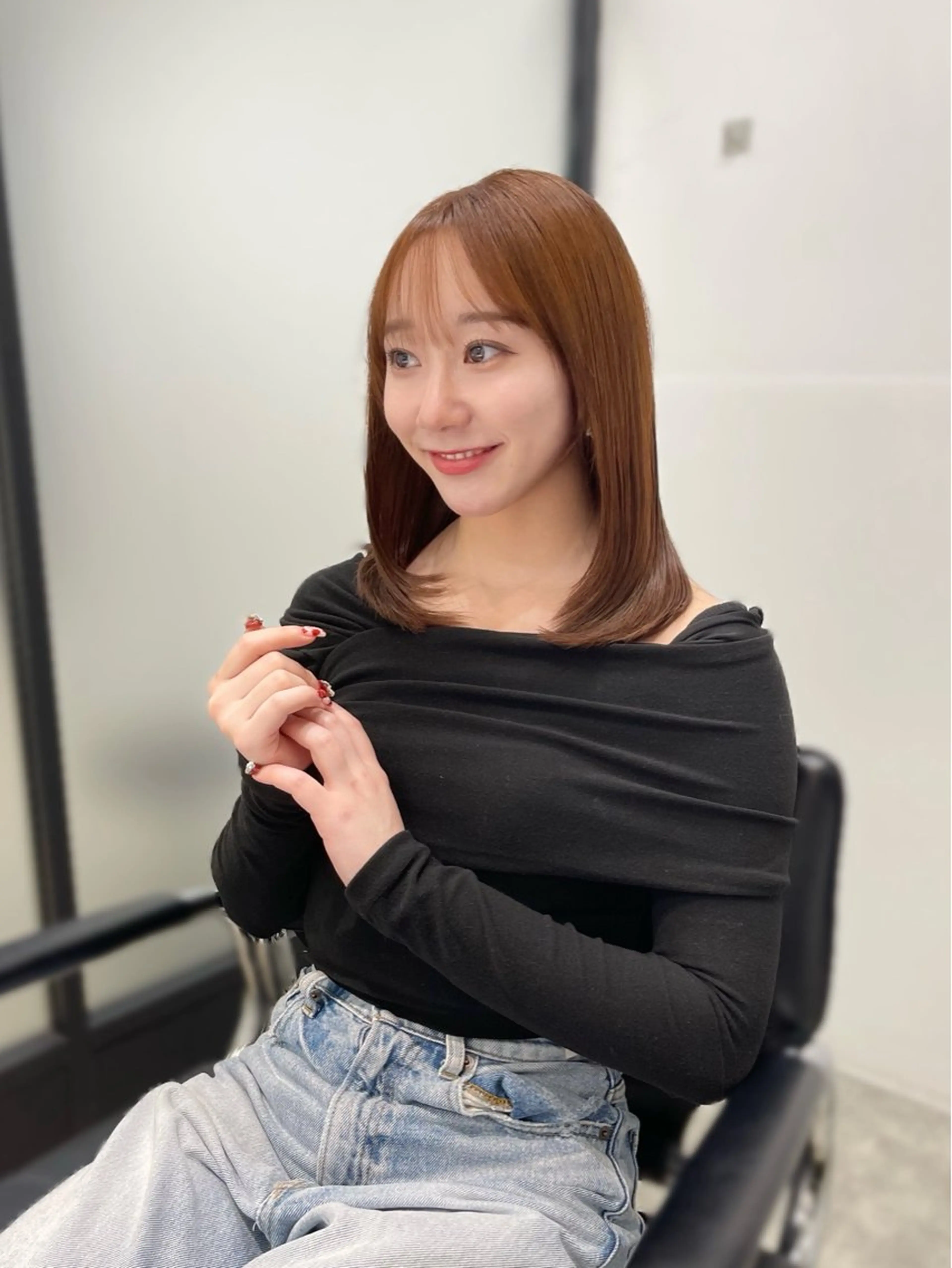 セミロング 髪質改善 カット ヘアカラー 縮毛矯正 トリートメント ヘッドスパ ヘアセット 韓国レイヤーカット 髪質改善▫️水野有真のヘアスタイル