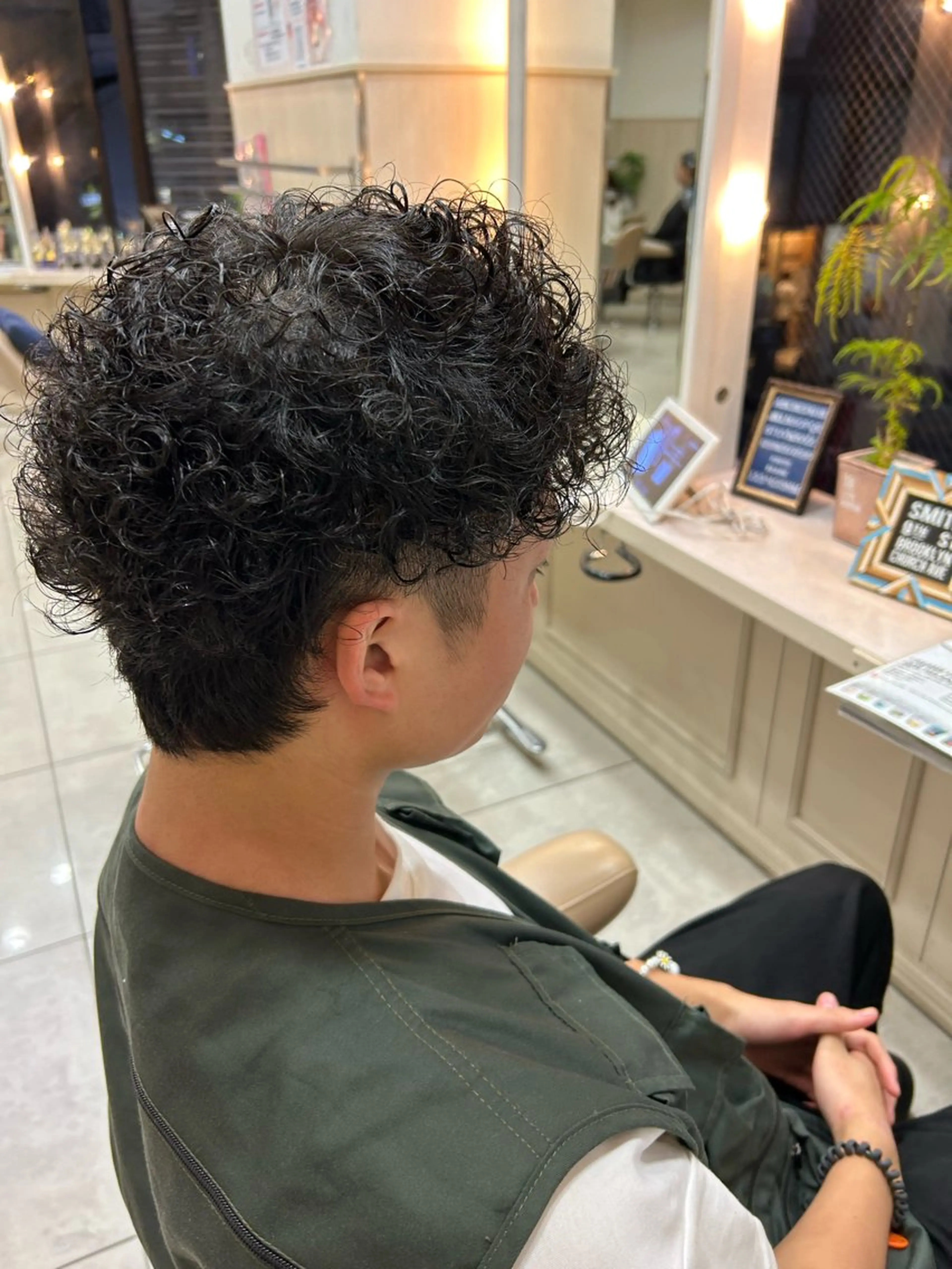 パーマ メンズ パーマ ヘアメ☯️派手髪 ☯️ルカのヘアスタイル