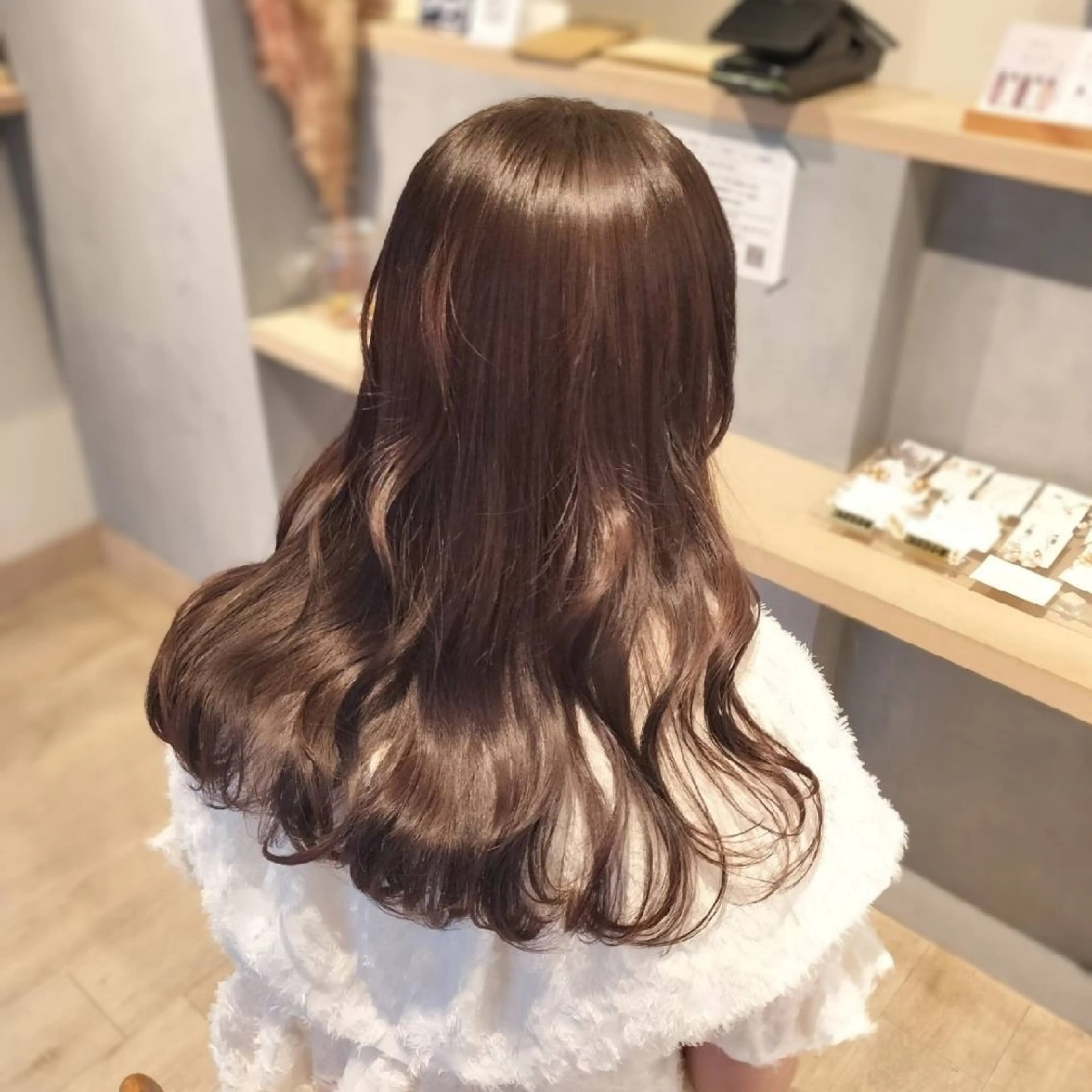 ロング ヘアカラー ROCCO ひなこのヘアスタイル