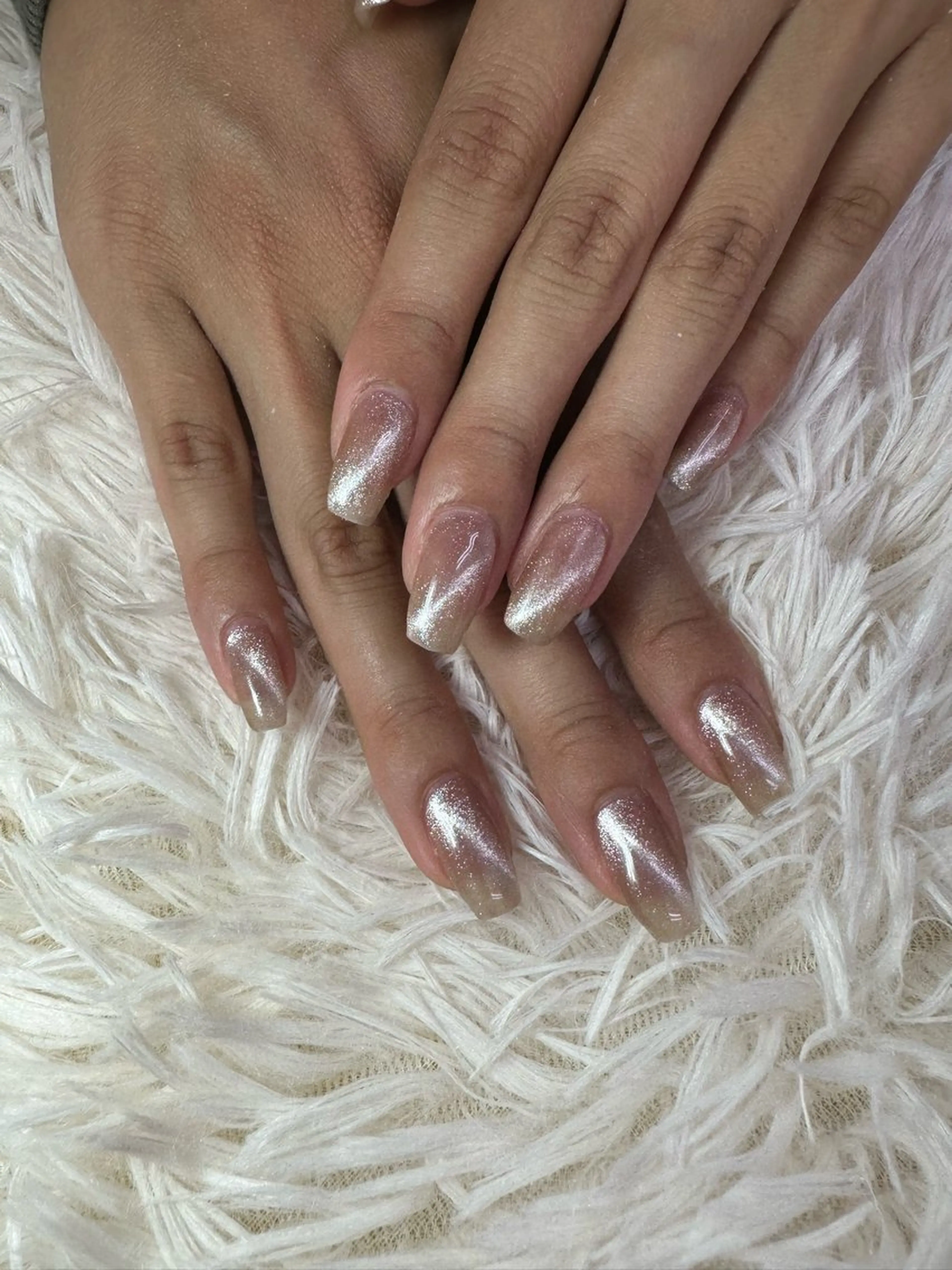 ネイル マグネットネイル マグネットワンカラー ワンカラーネイル ハンドネイル 串田 萌のネイルデザイン