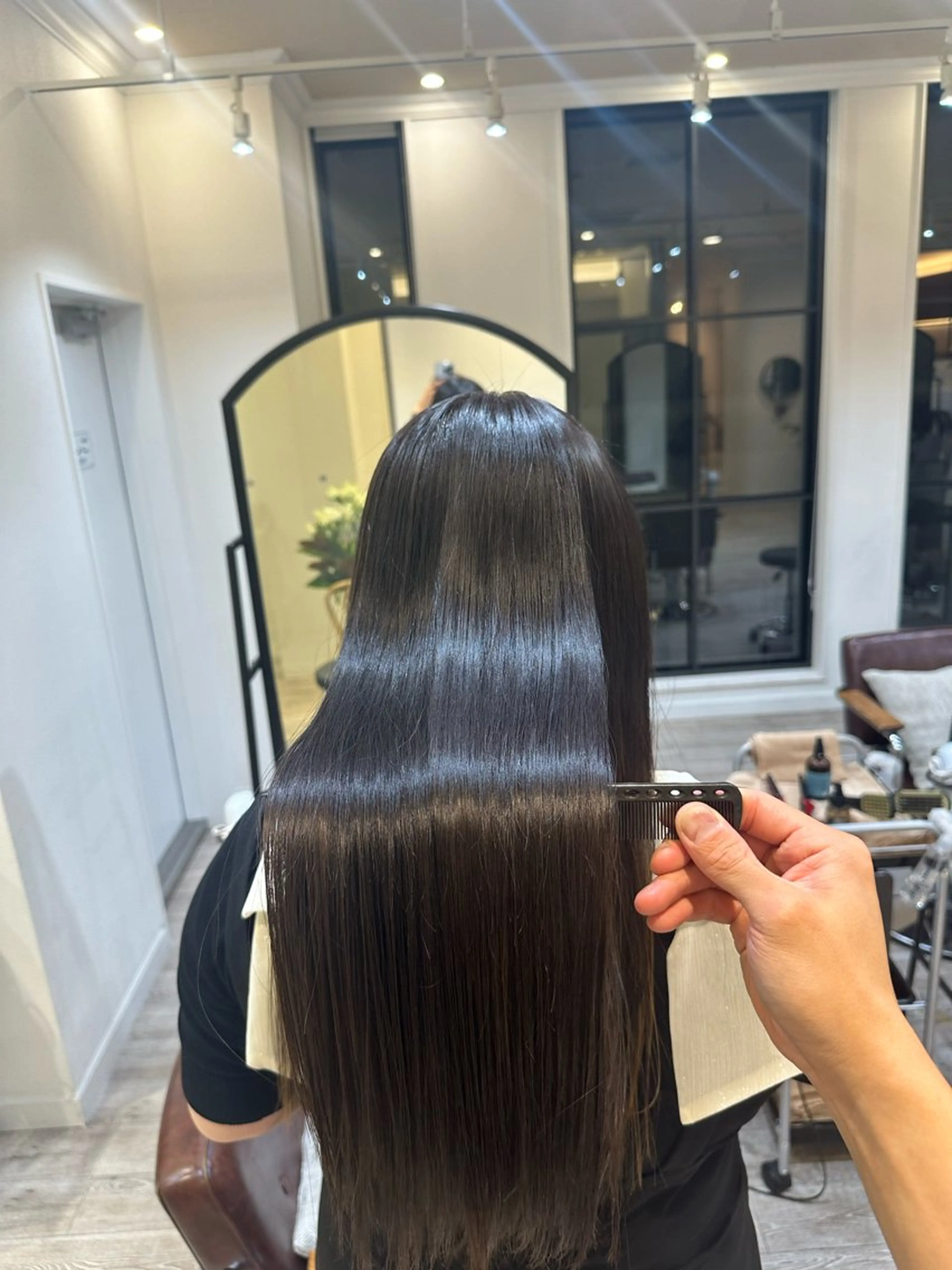 ロング 縮毛矯正 amber池袋所属・美髪矯正・メンズ カット🔥秋元ゆたかのヘアスタイル