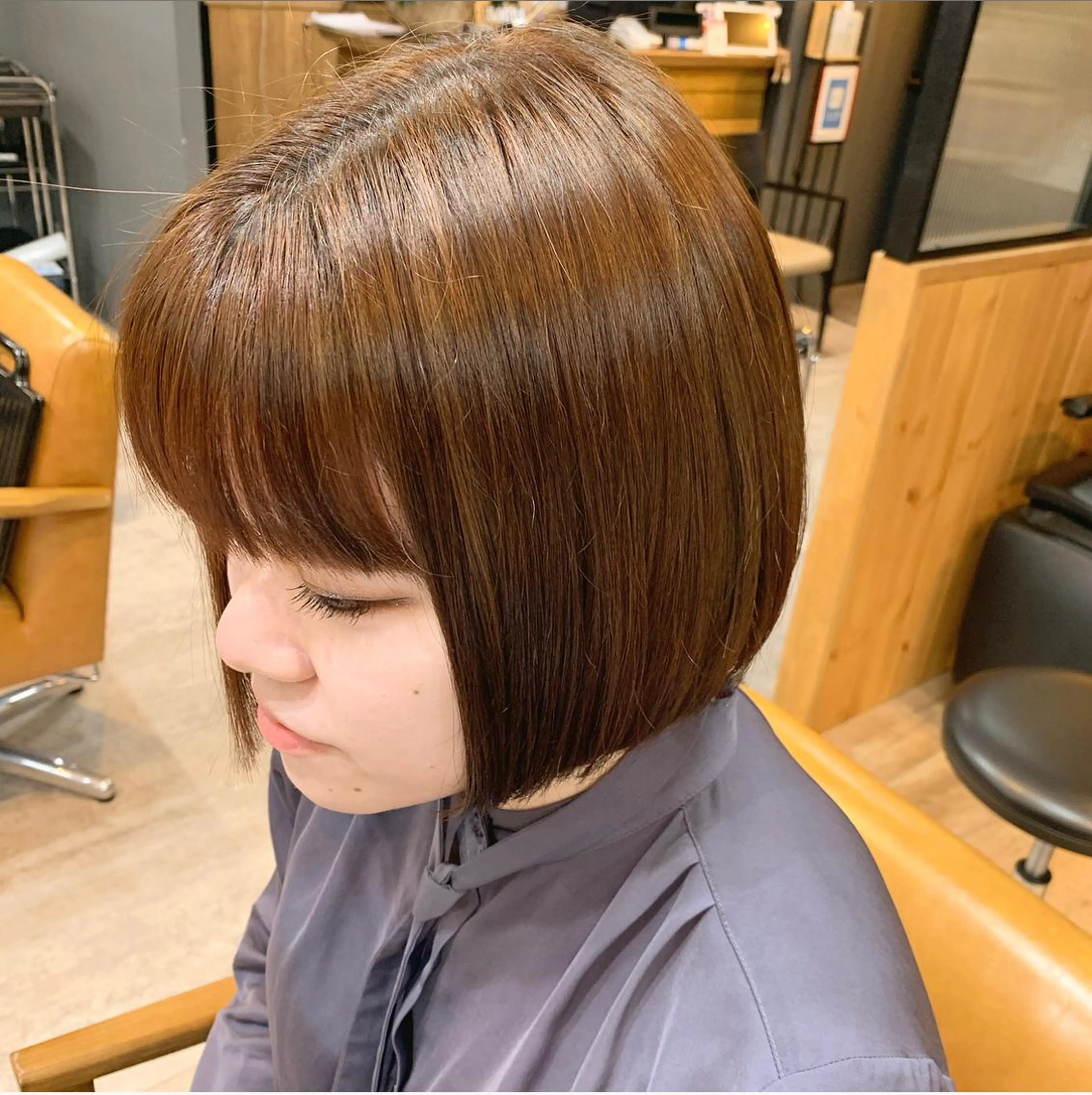ショート カラー eyesburg W/est所属・ショートボブ 村上のヘアスタイル