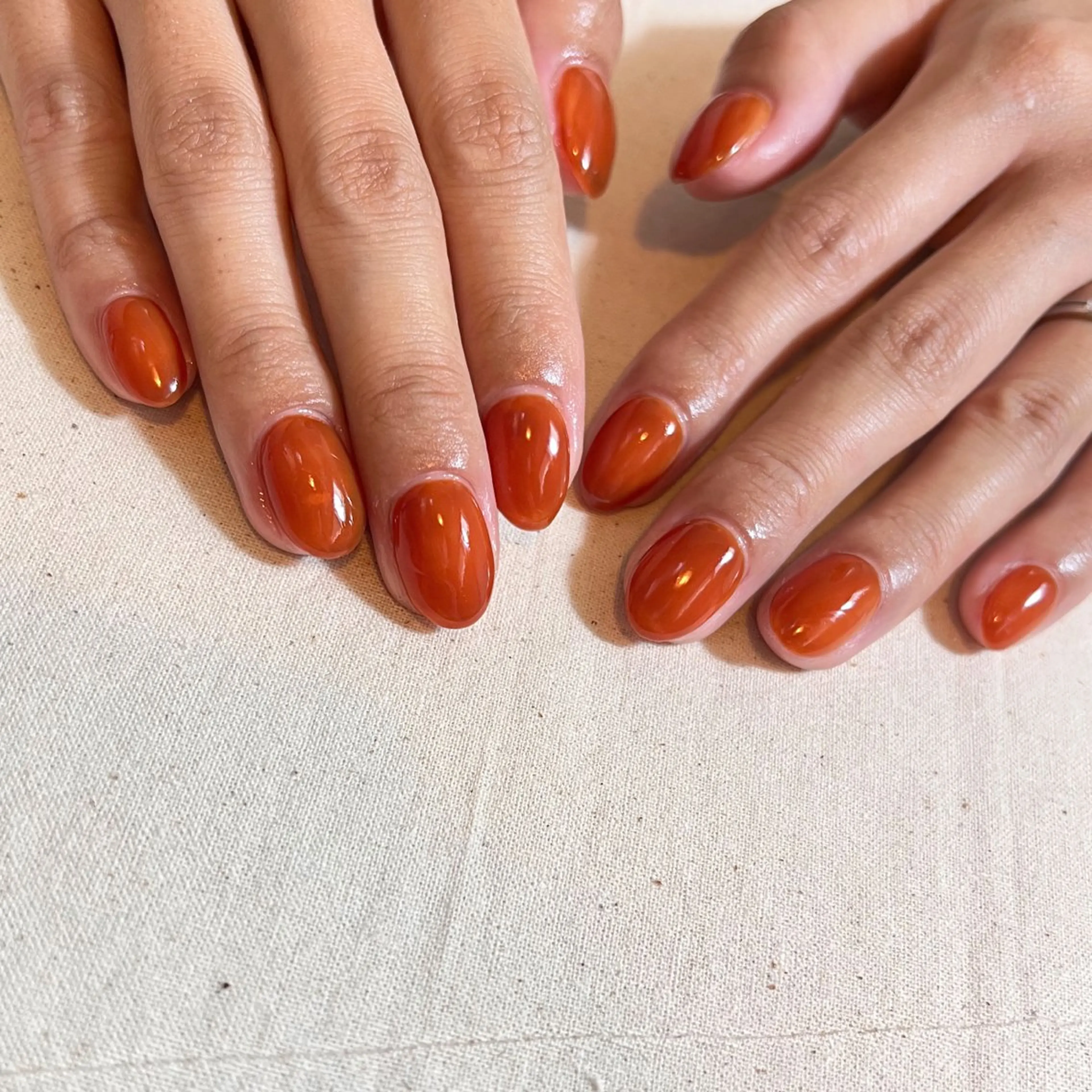 ネイル ブラウン ワンカラーネイル pointillé .ayaのネイルデザイン