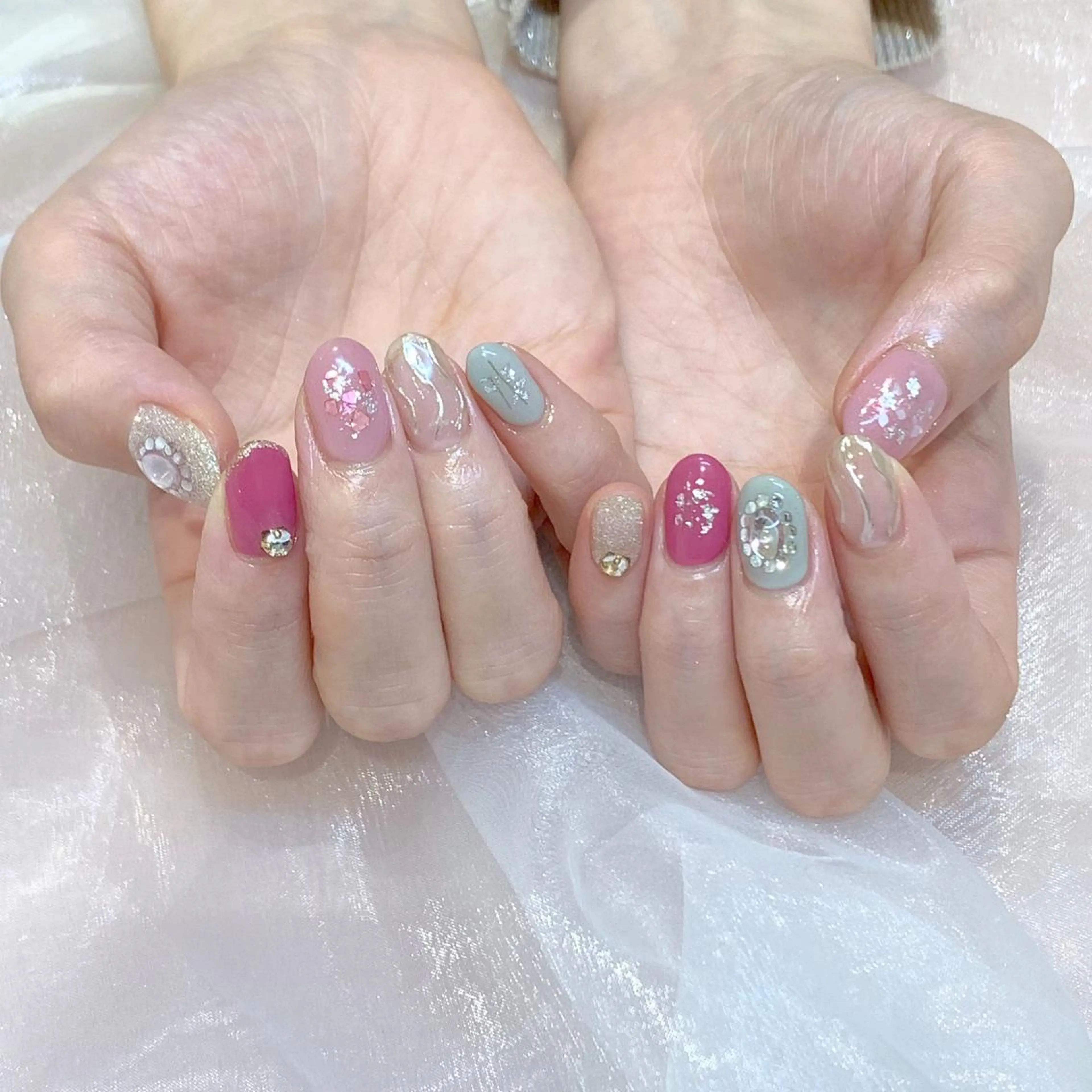 ネイル ハンドネイル Kanon 🤍のネイルデザイン