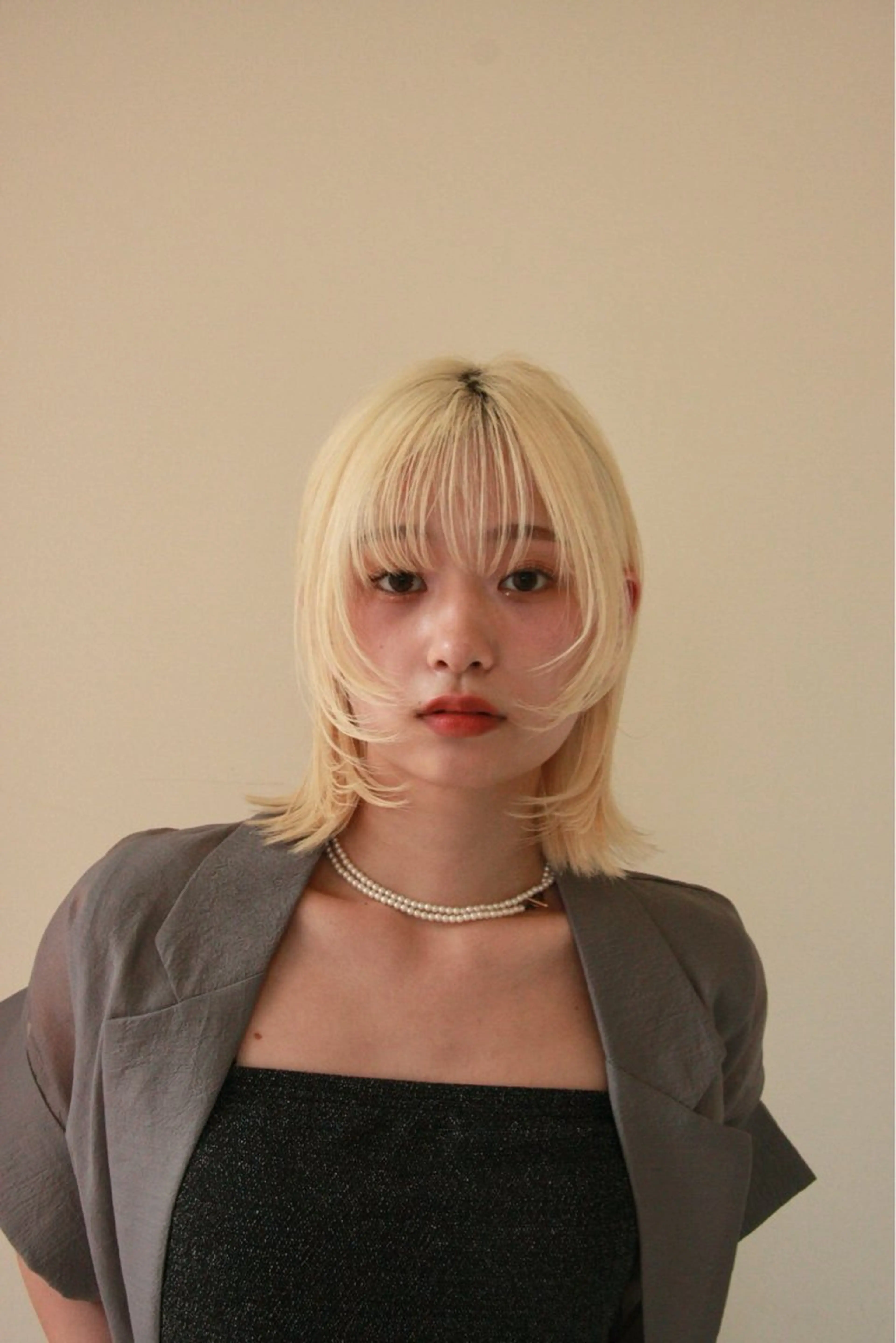 ミディアム ボブ レイヤーカット SiSTA 自由が丘所属・自由ヶ丘 ボブ/ショートのヘアスタイル