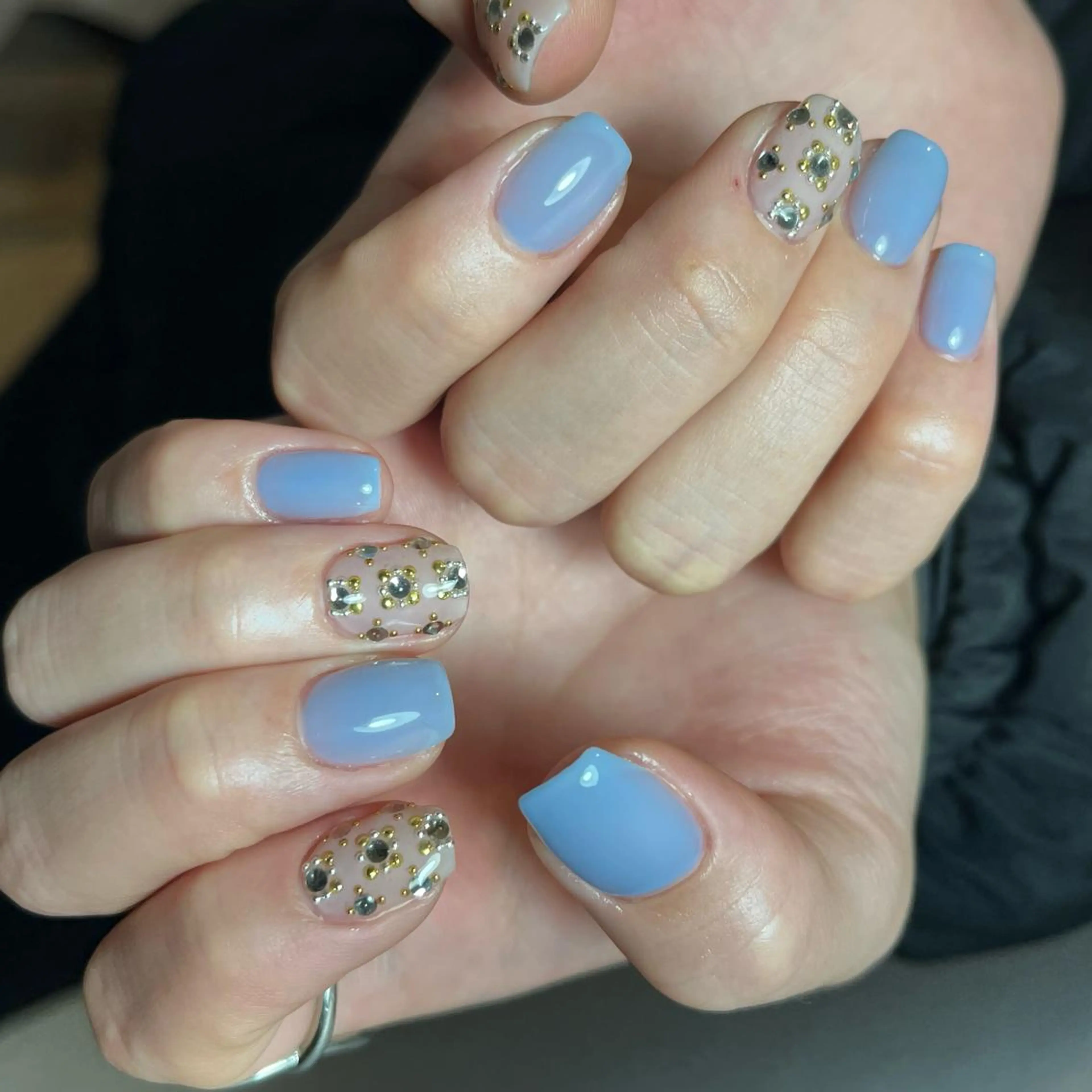 ネイル ハンドネイル NORA nail UMEDAのネイルデザイン