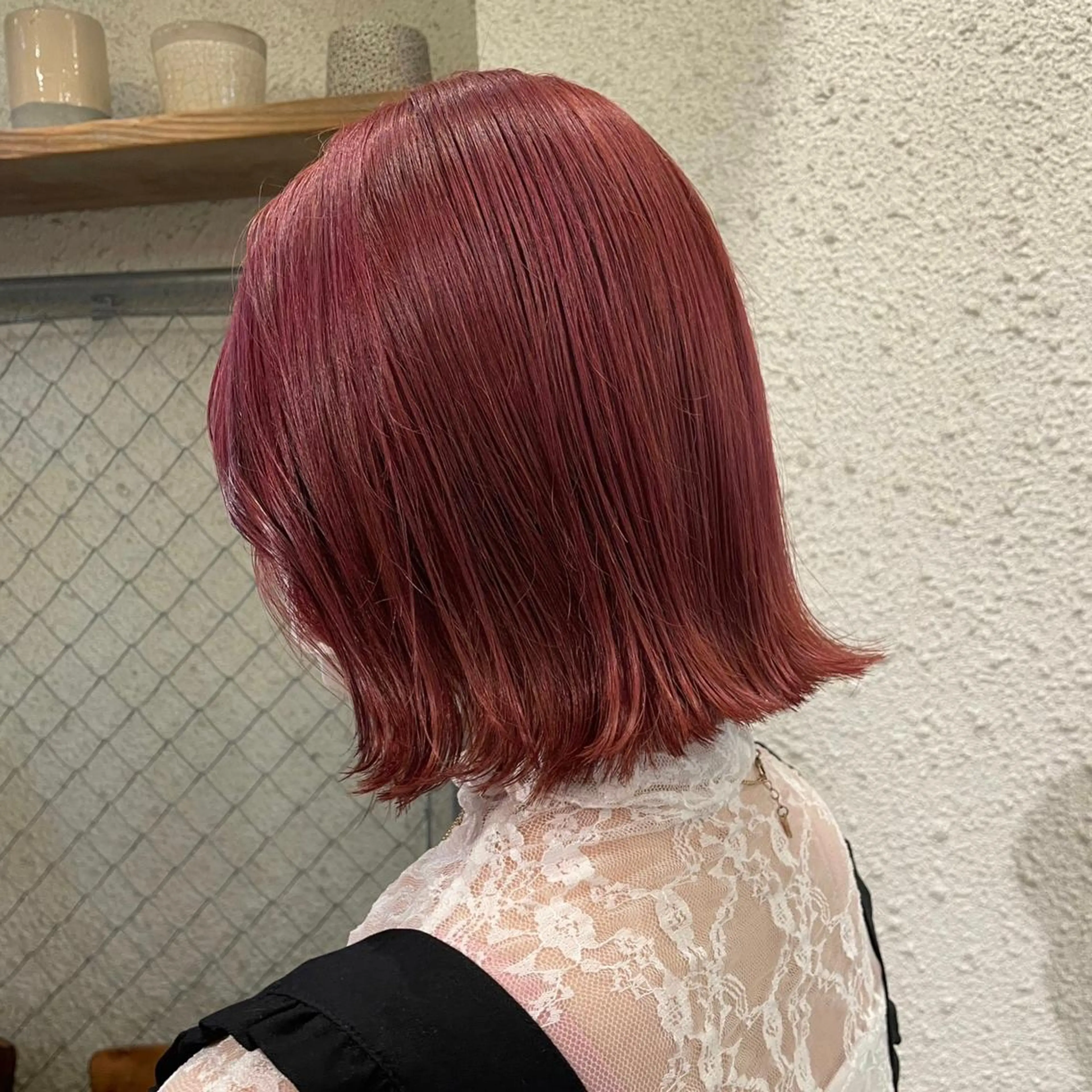 ショート カラー ヘアアレンジ ピンクカラー カット ヘアカラー トリートメント ヘッドスパ 押切 響 のヘアスタイル