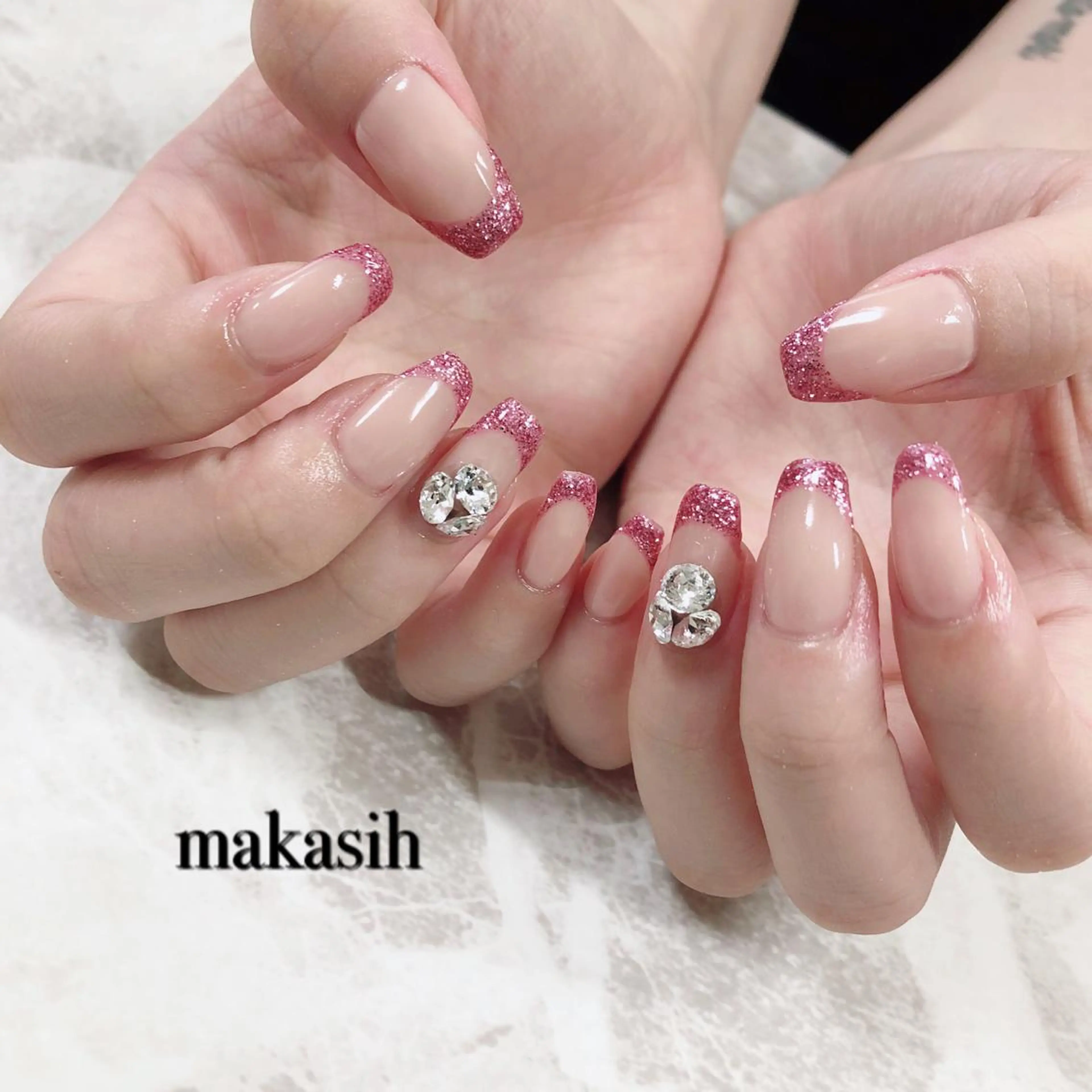 ネイル アートネイル フレンチネイル ラメ(グリッター) シンプルネイル ストーンネイル 濱田 美菜子のエステ・リラクイメージ