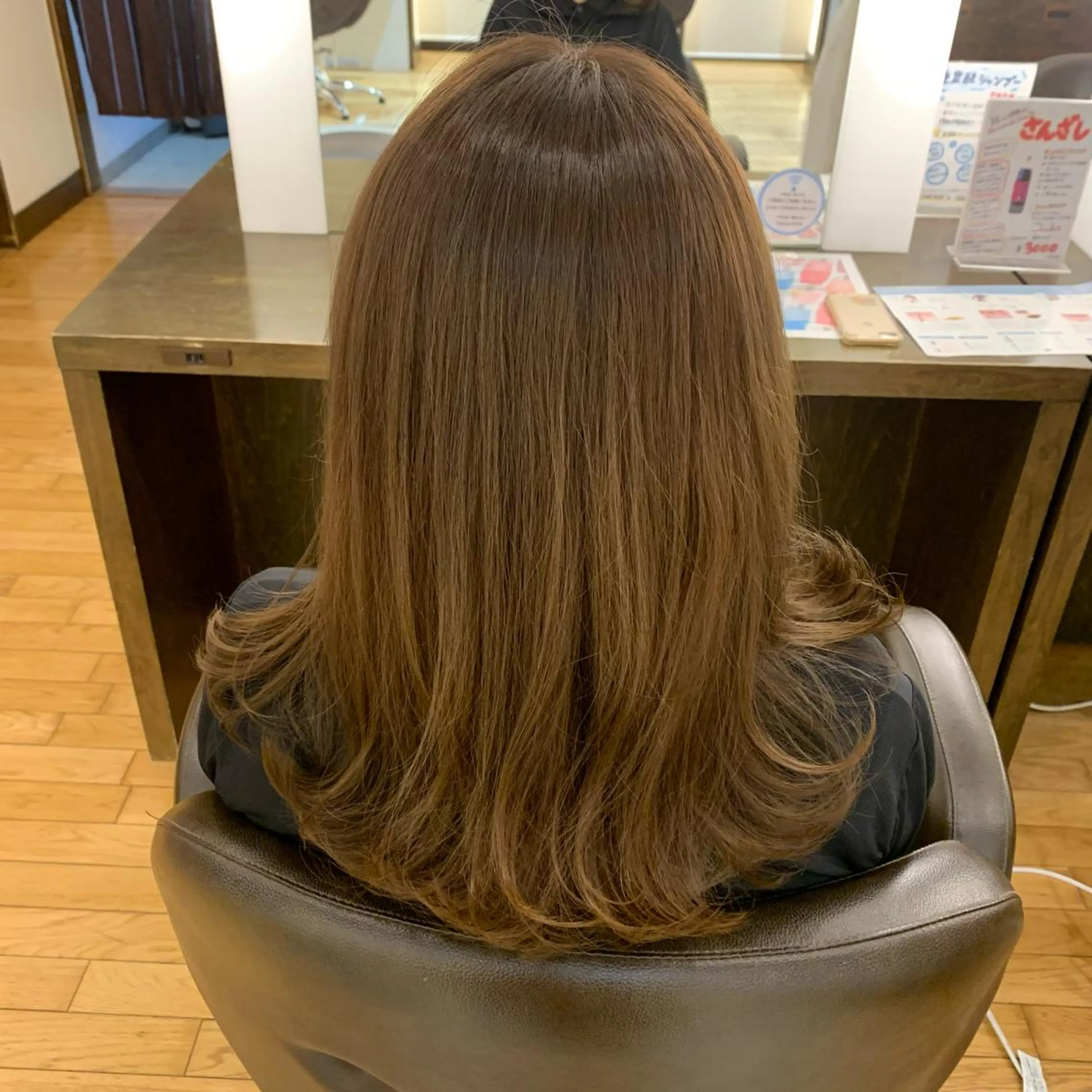 ロング カラー ベージュカラー 透明感美肌カラー/ 岡田澪香のヘアスタイル