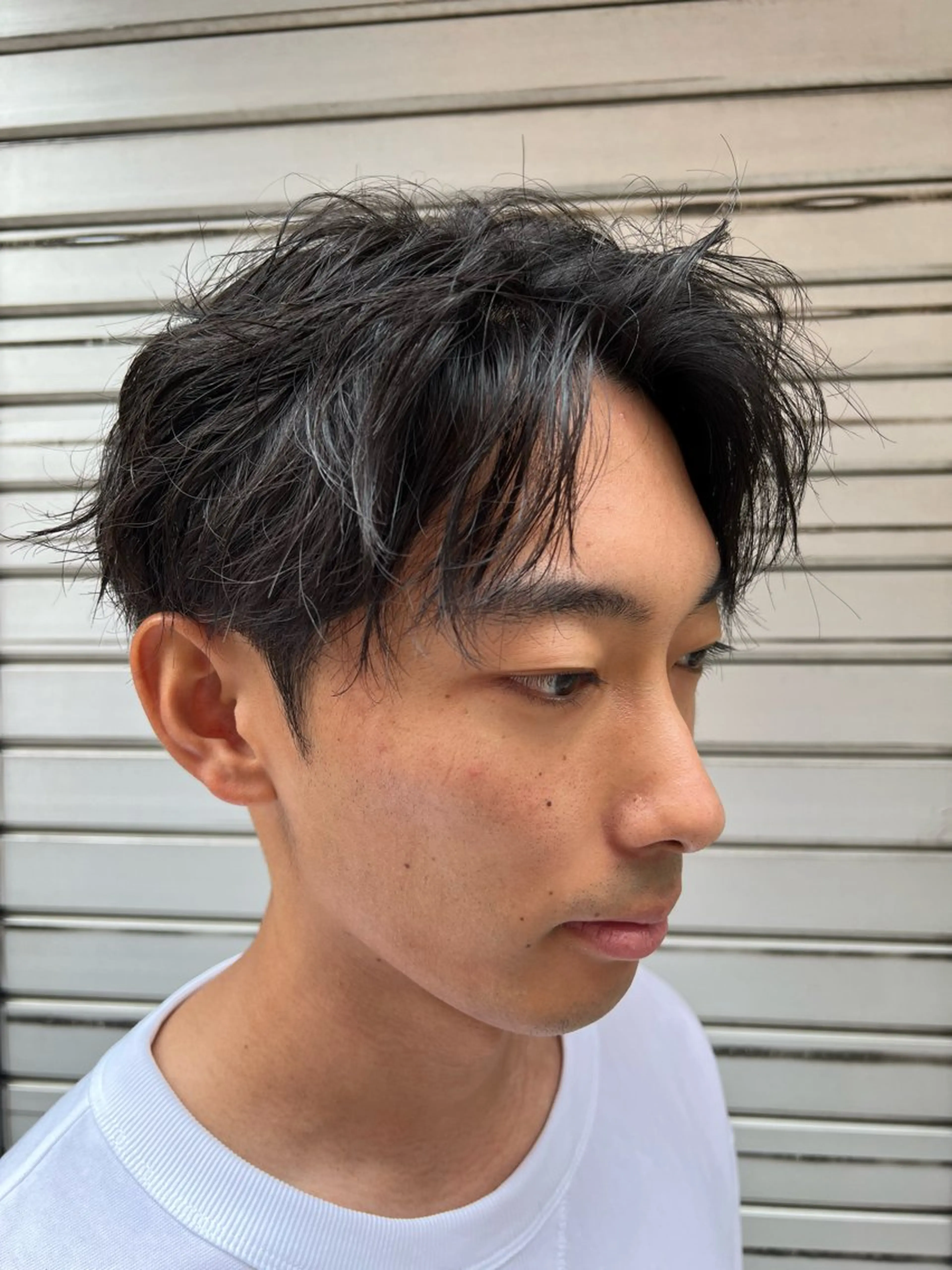 ショート メンズ センターパート アベ ナツミのヘアスタイル