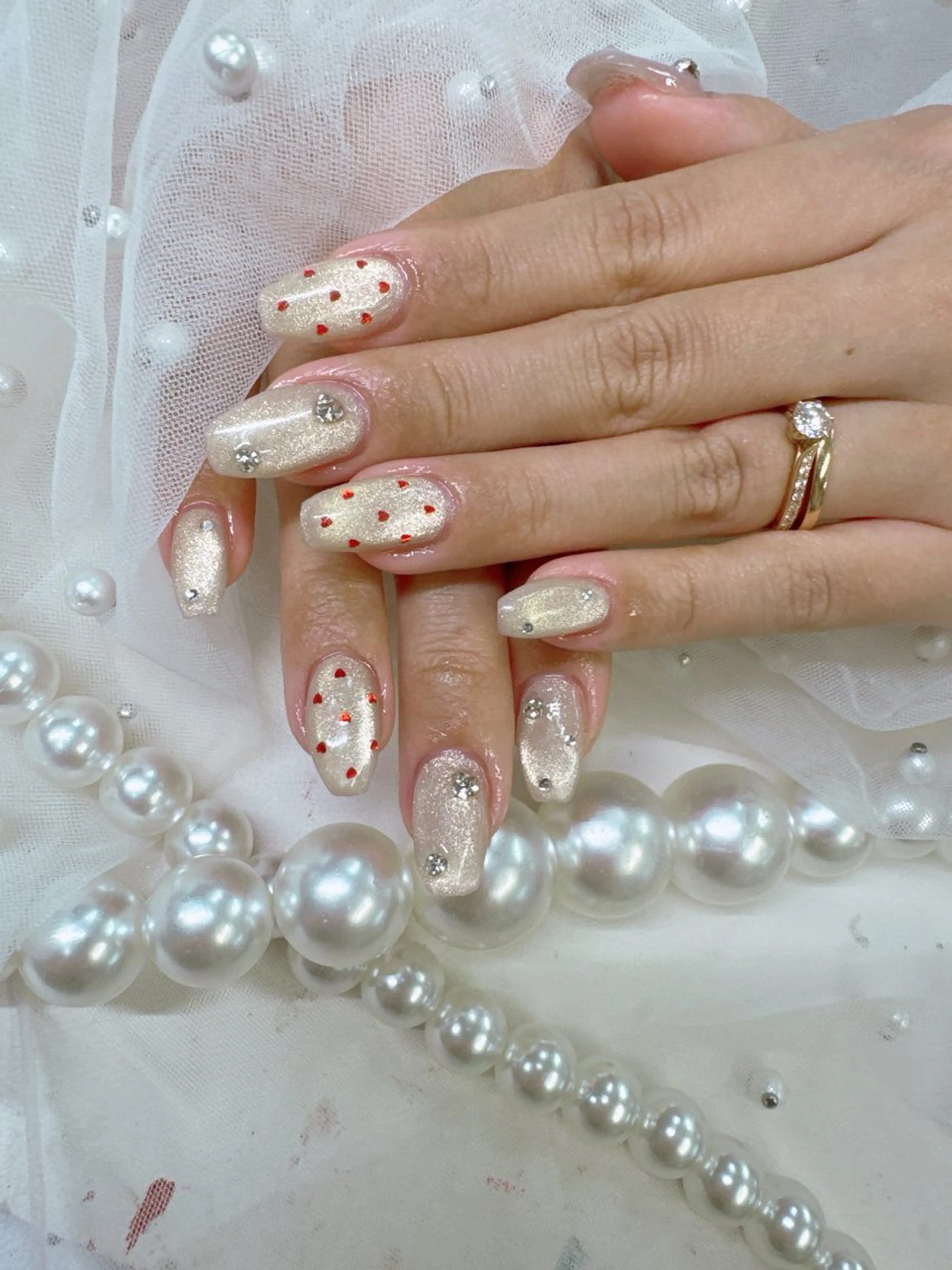 ネイル フレンチネイル ジェルネイル ガラスフレンチ キラキラネイル パラジェル ハンドネイル クイーンズネイル銀座所属・Queeens nailのネイルデザイン