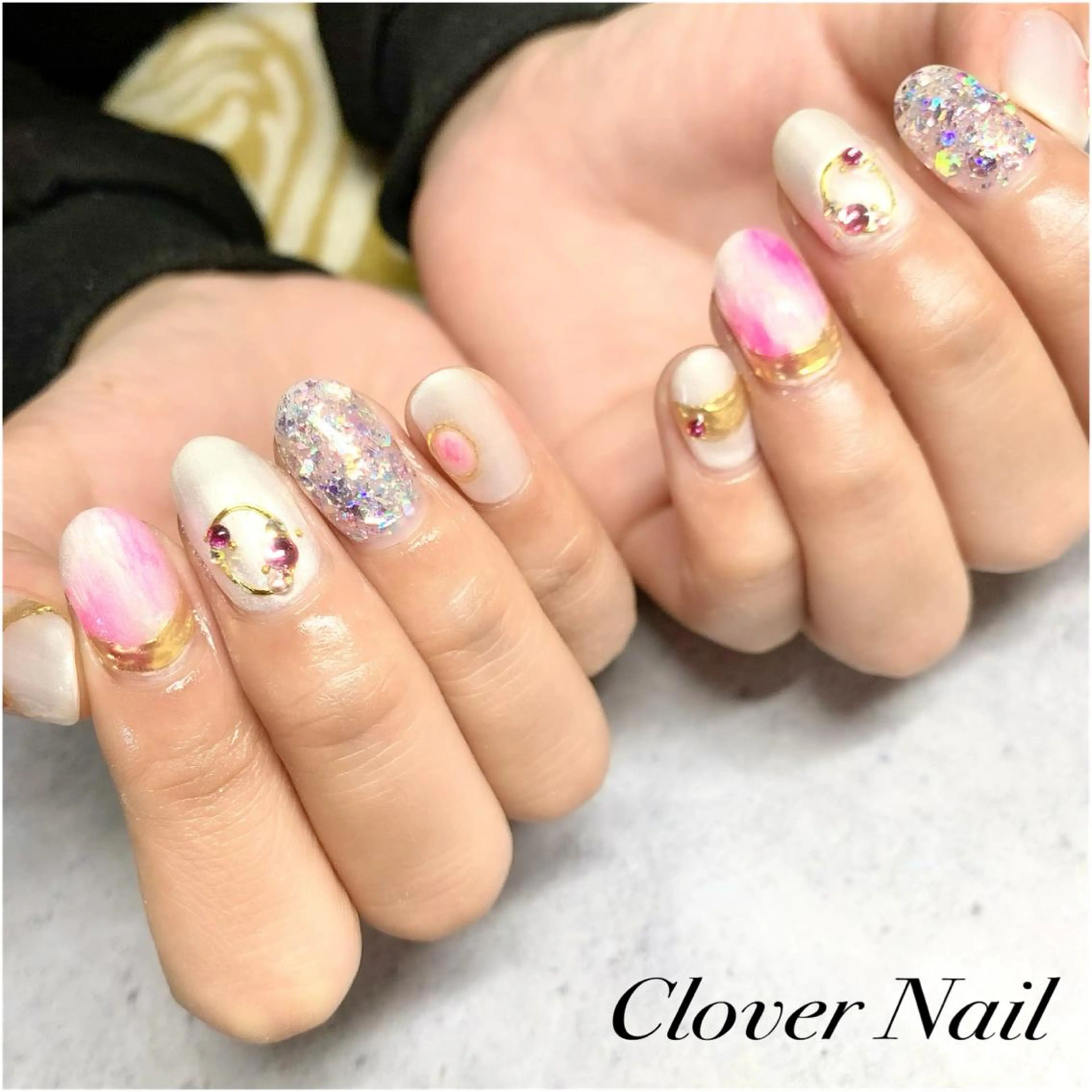 ネイル ミラーネイル 持ち込み clover nailのネイルデザイン