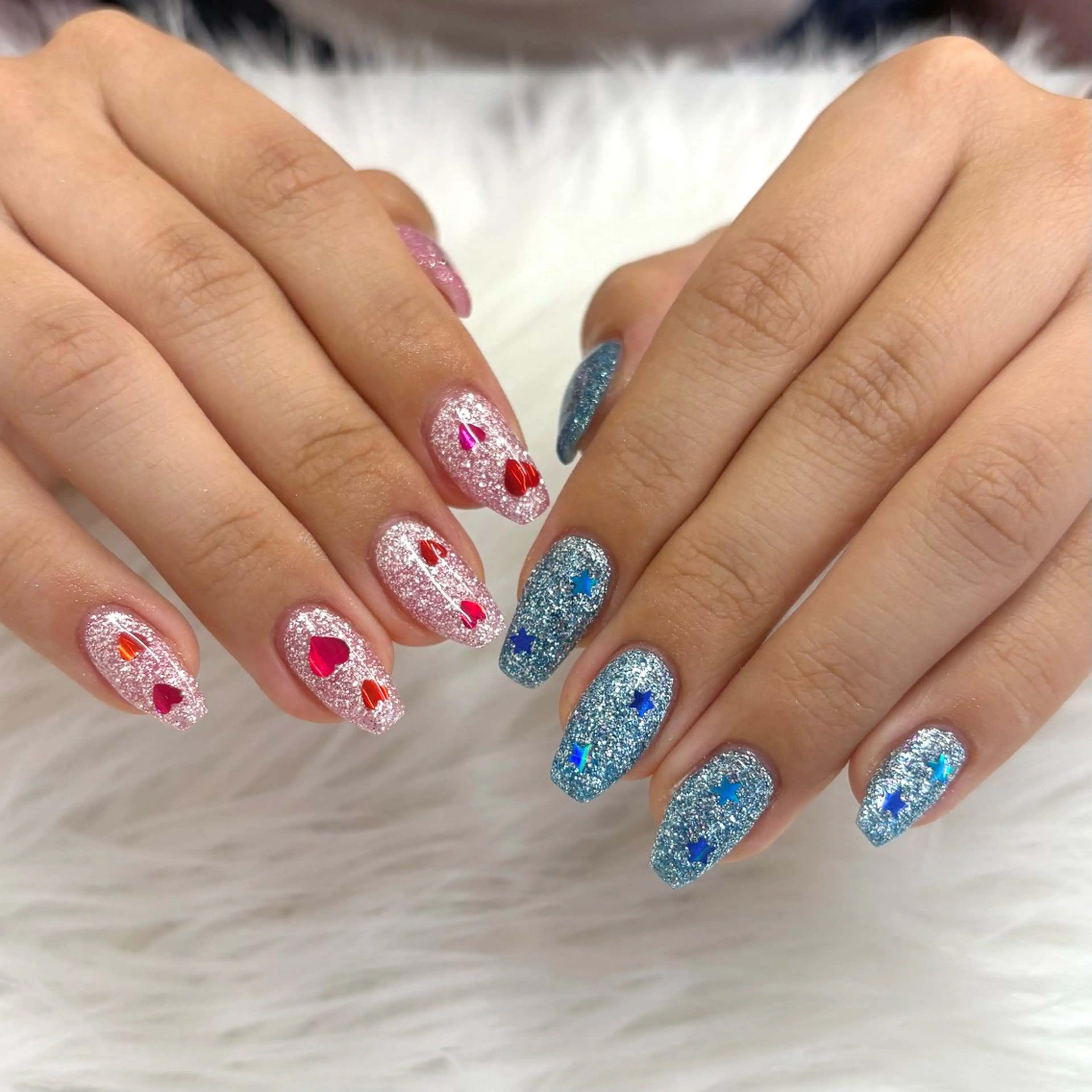 ネイル NAILSALON LUNON 獨協大学前駅店所属・LUNON 獨協大学前駅店のネイルデザイン