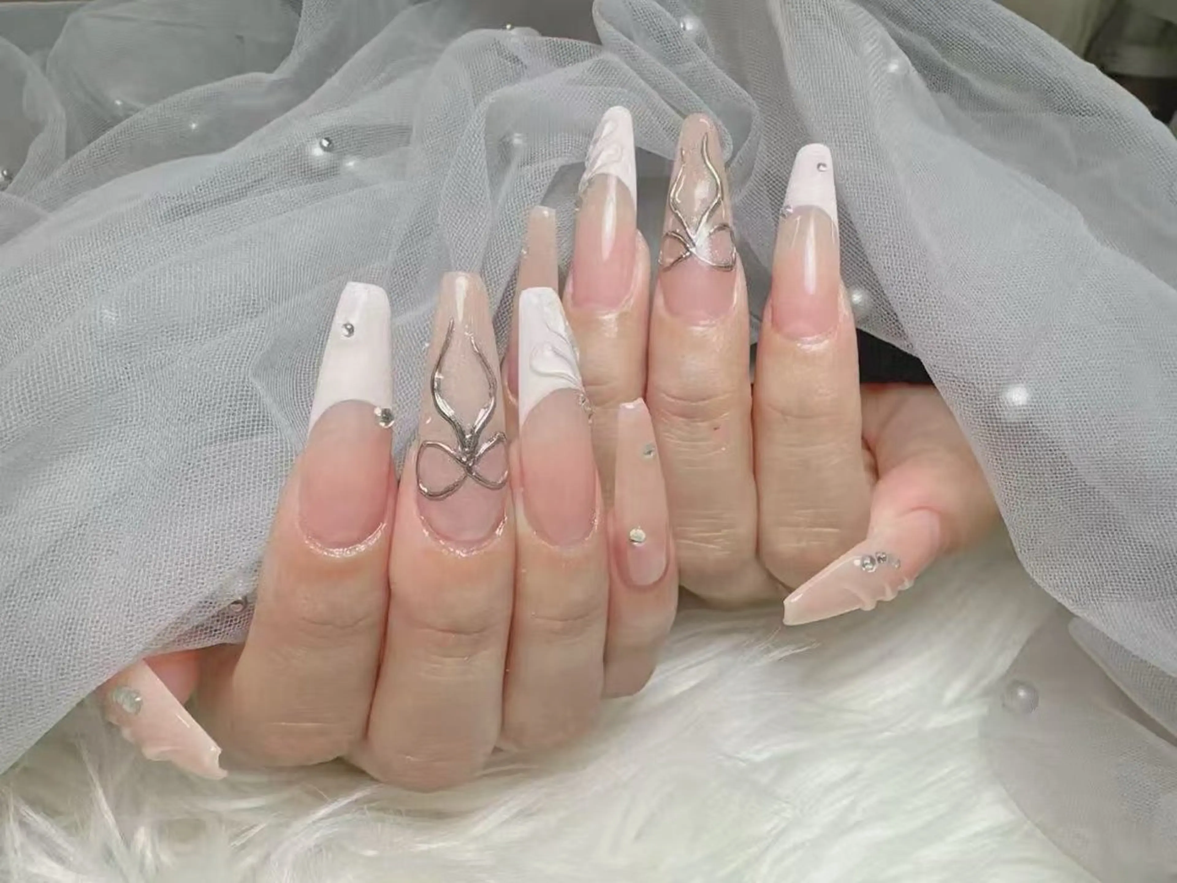 ネイル 🫶 愛佳のネイルデザイン