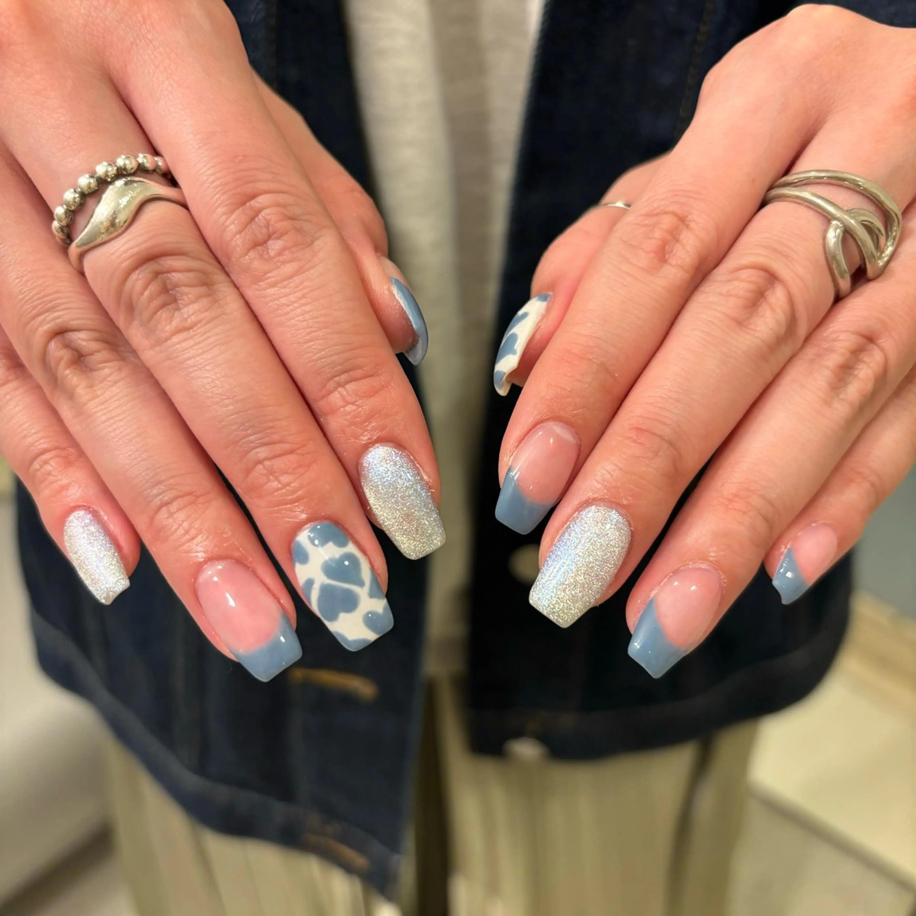 ネイル ブルー マグネットネイル pomy nail 池袋店所属・akane .hのネイルデザイン