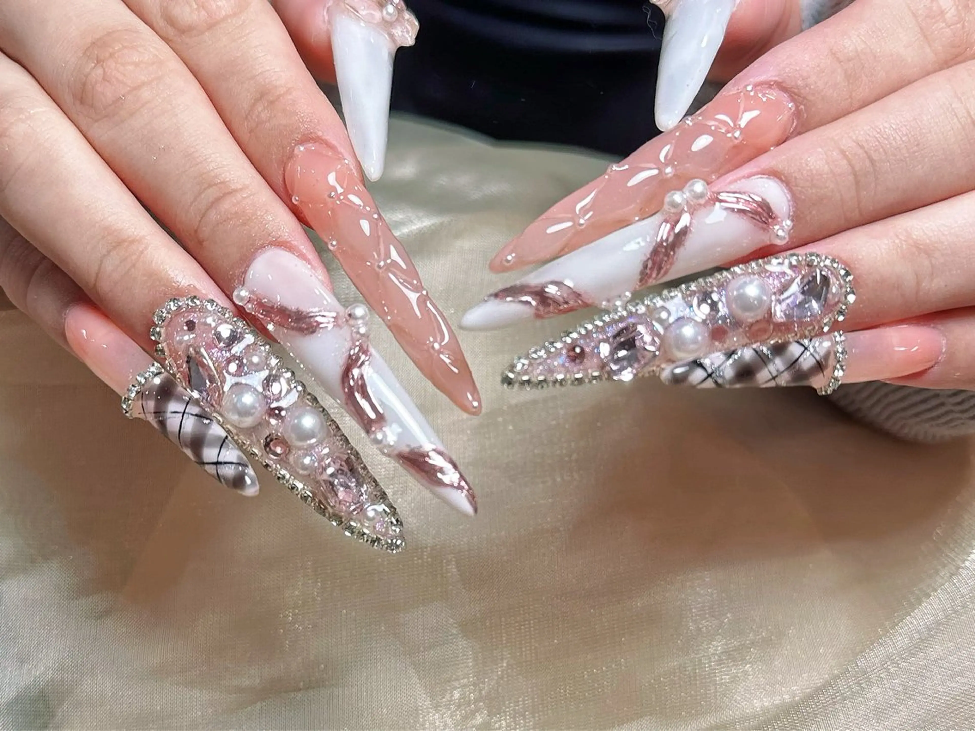 ネイル 長さ出し GEMINI NAILのネイルデザイン