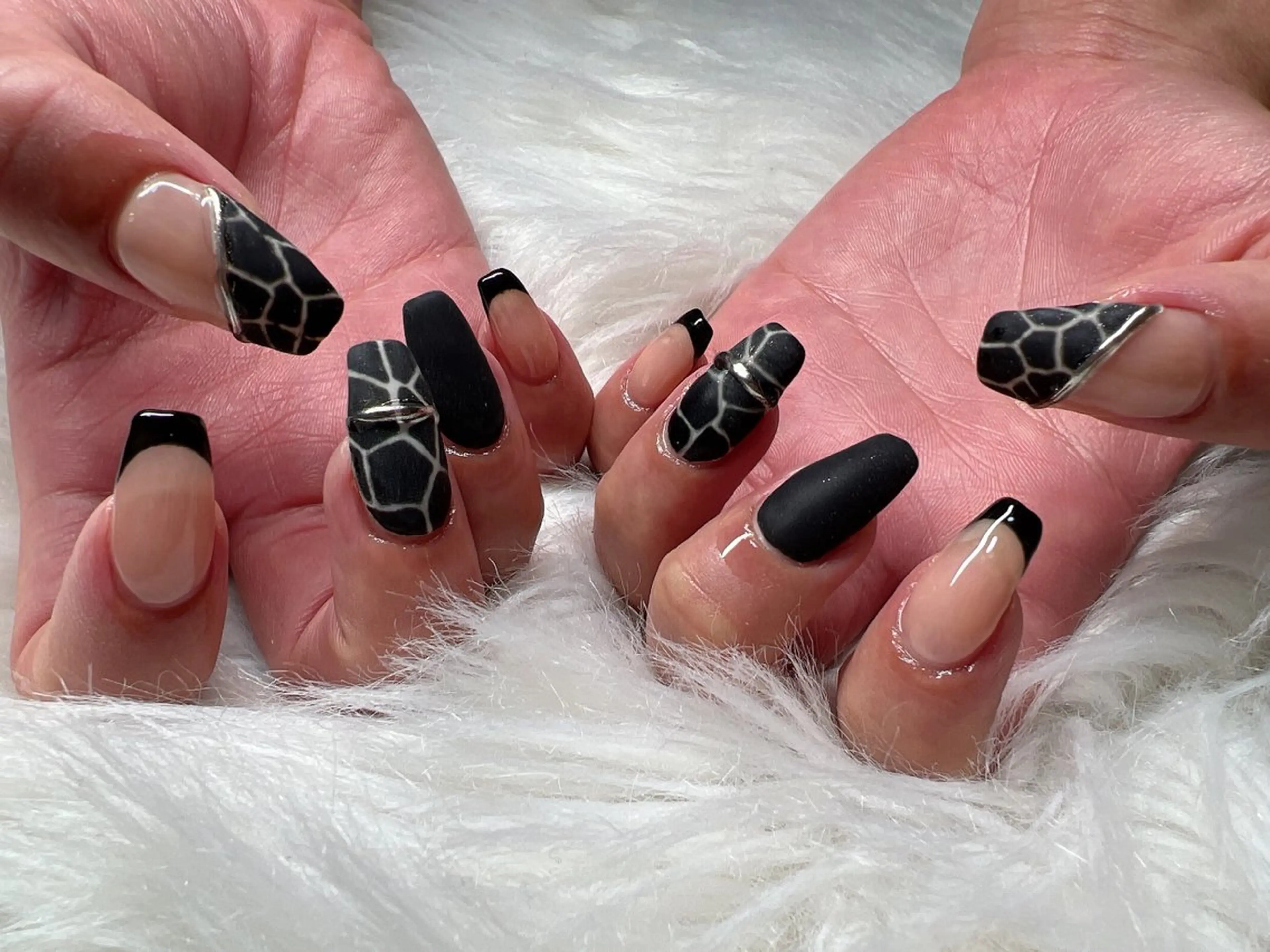 ネイル ハンドネイル Lavish nailのネイルデザイン